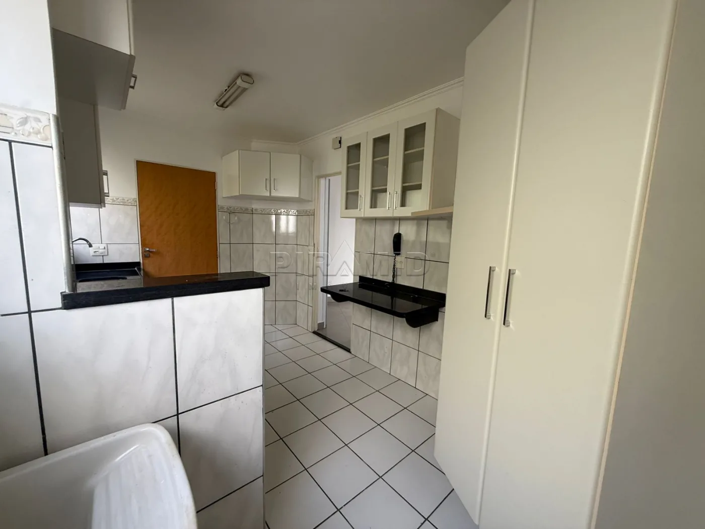Alugar Apartamento / Padr&atilde;o em Ribeir&atilde;o Preto R$ 1.750,00 - Foto 20