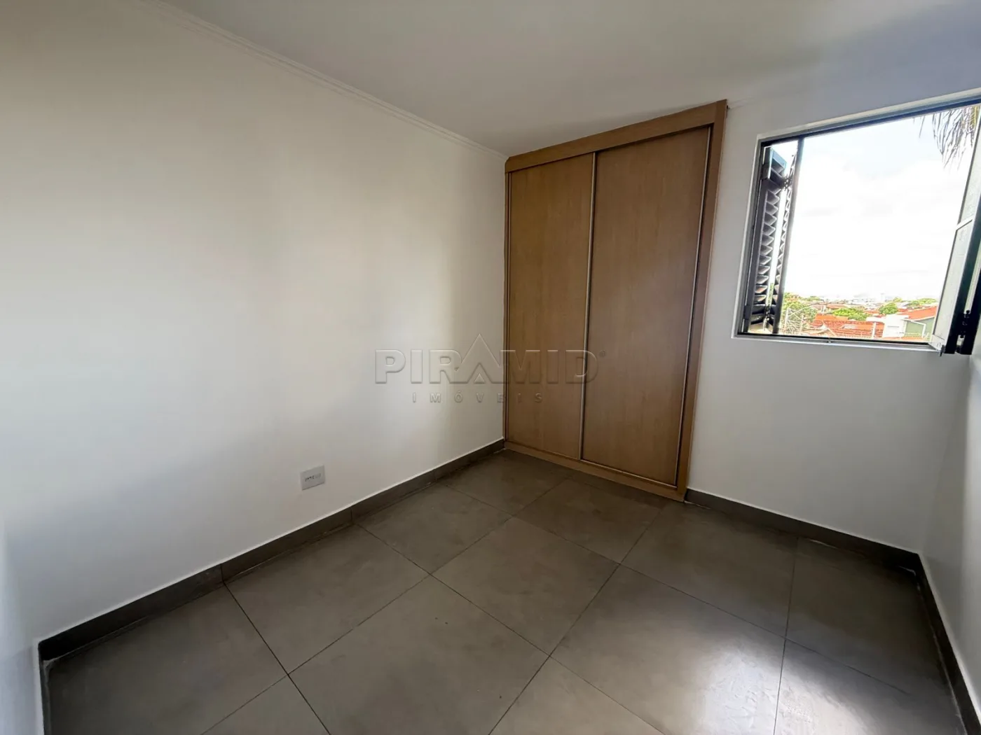 Alugar Apartamento / Padr&atilde;o em Ribeir&atilde;o Preto R$ 1.750,00 - Foto 11