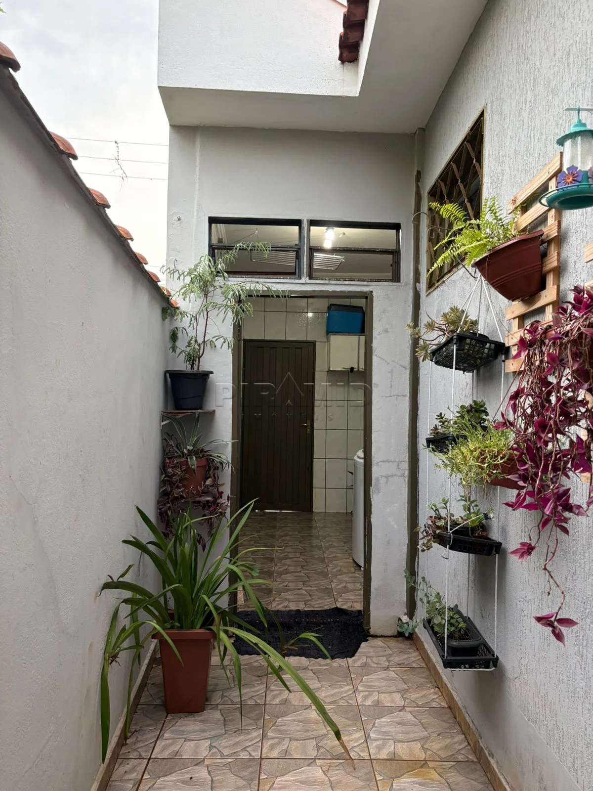 Comprar Casa / Padr&atilde;o em Ribeir&atilde;o Preto R$ 380.000,00 - Foto 8