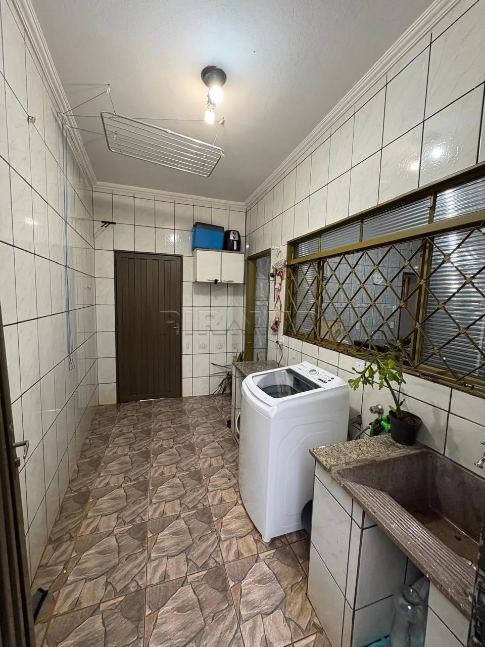 Comprar Casa / Padr&atilde;o em Ribeir&atilde;o Preto R$ 380.000,00 - Foto 7