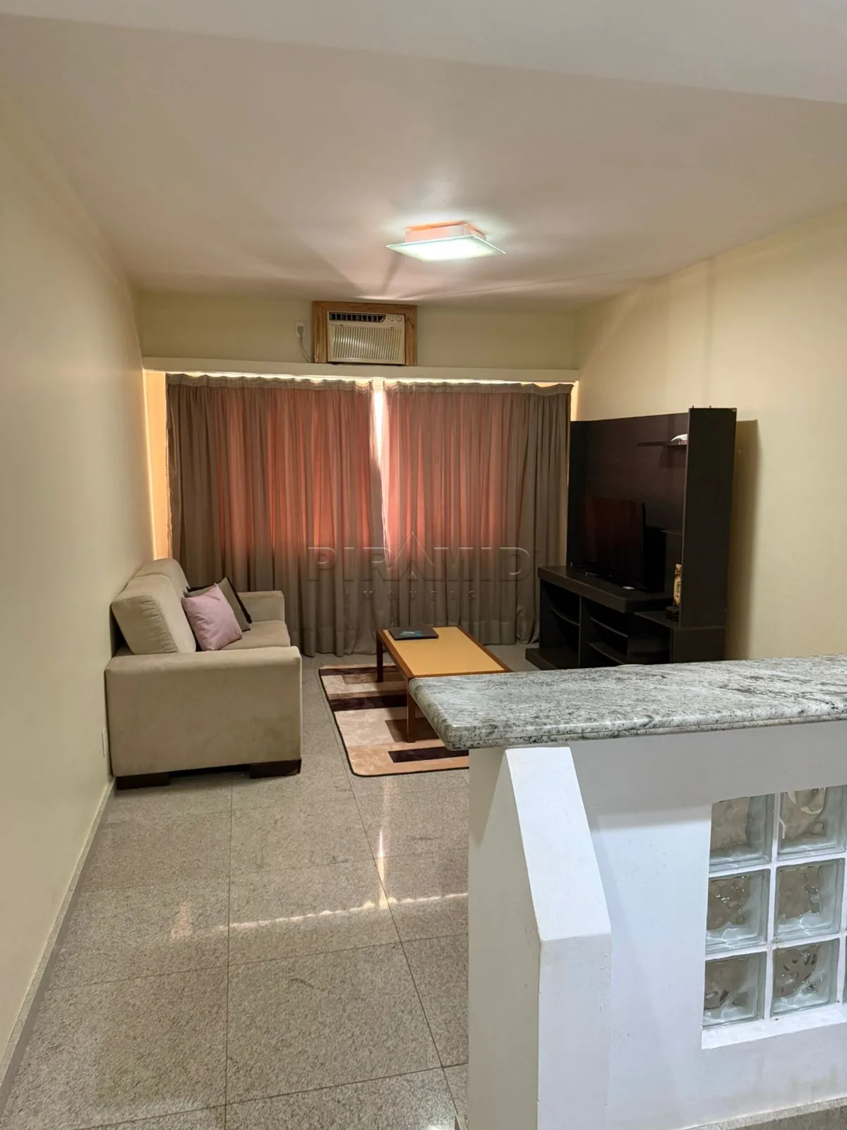 Alugar Apartamento / Flat em Ribeir&atilde;o Preto R$ 2.000,00 - Foto 1