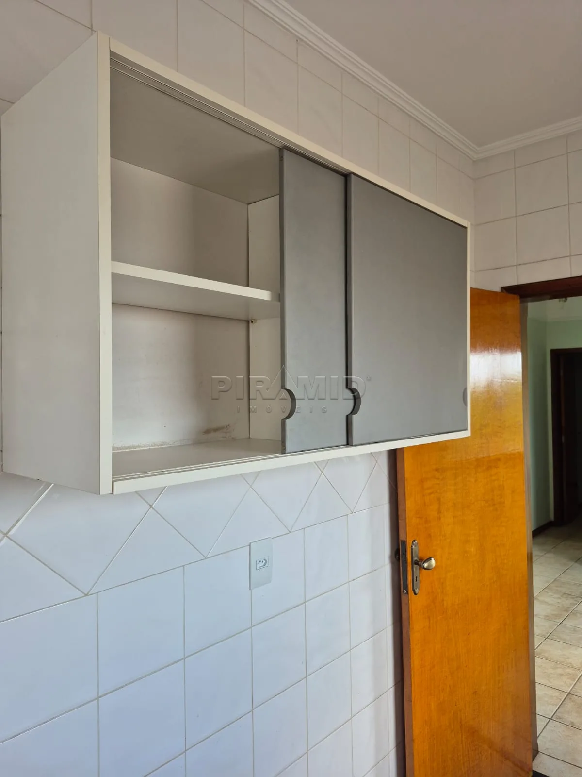 Alugar Apartamento / Padr&atilde;o em Ribeir&atilde;o Preto R$ 1.400,00 - Foto 6
