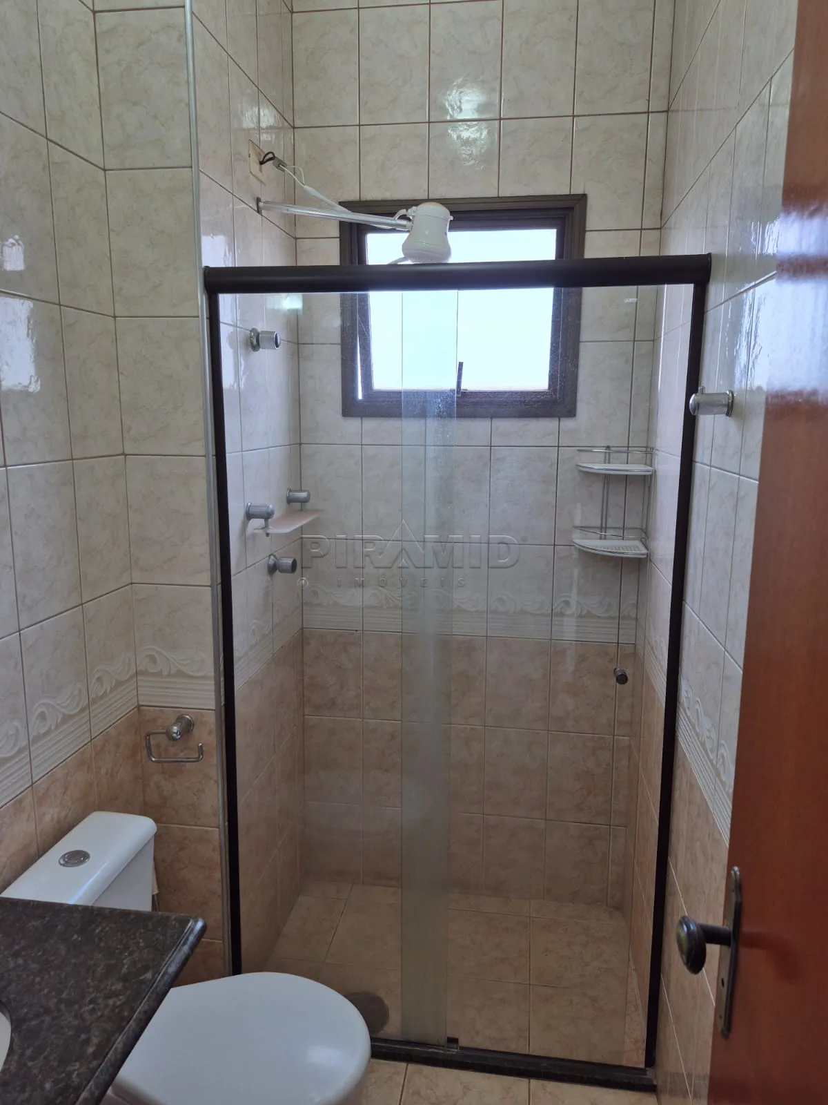 Alugar Apartamento / Padr&atilde;o em Ribeir&atilde;o Preto R$ 1.400,00 - Foto 20