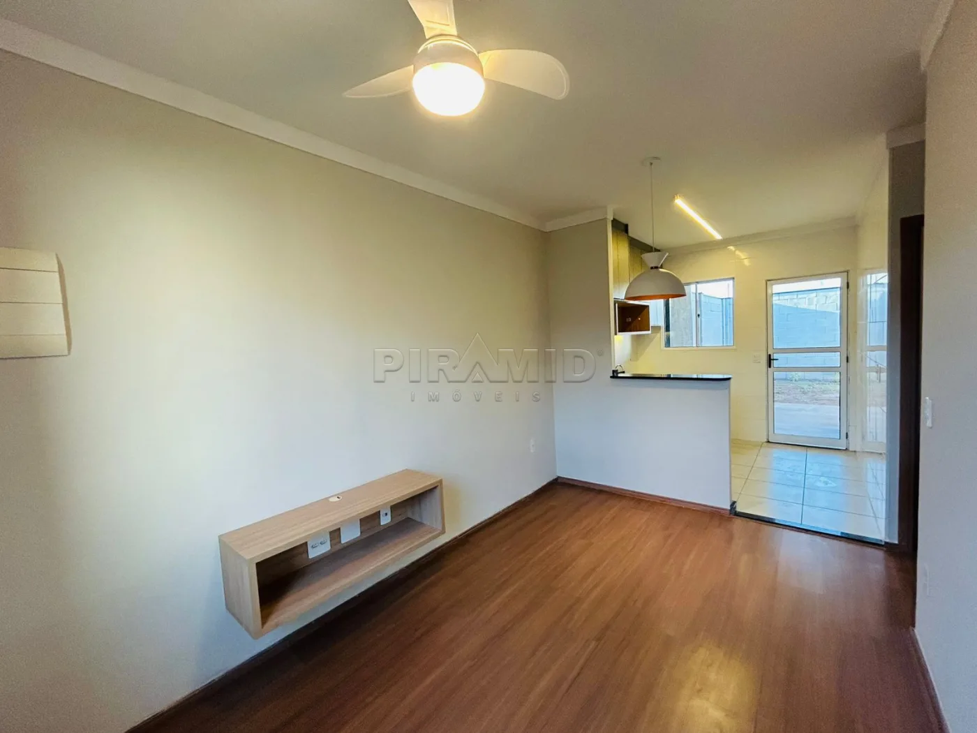 Comprar Casa / Padr&atilde;o em Ribeir&atilde;o Preto R$ 315.000,00 - Foto 1