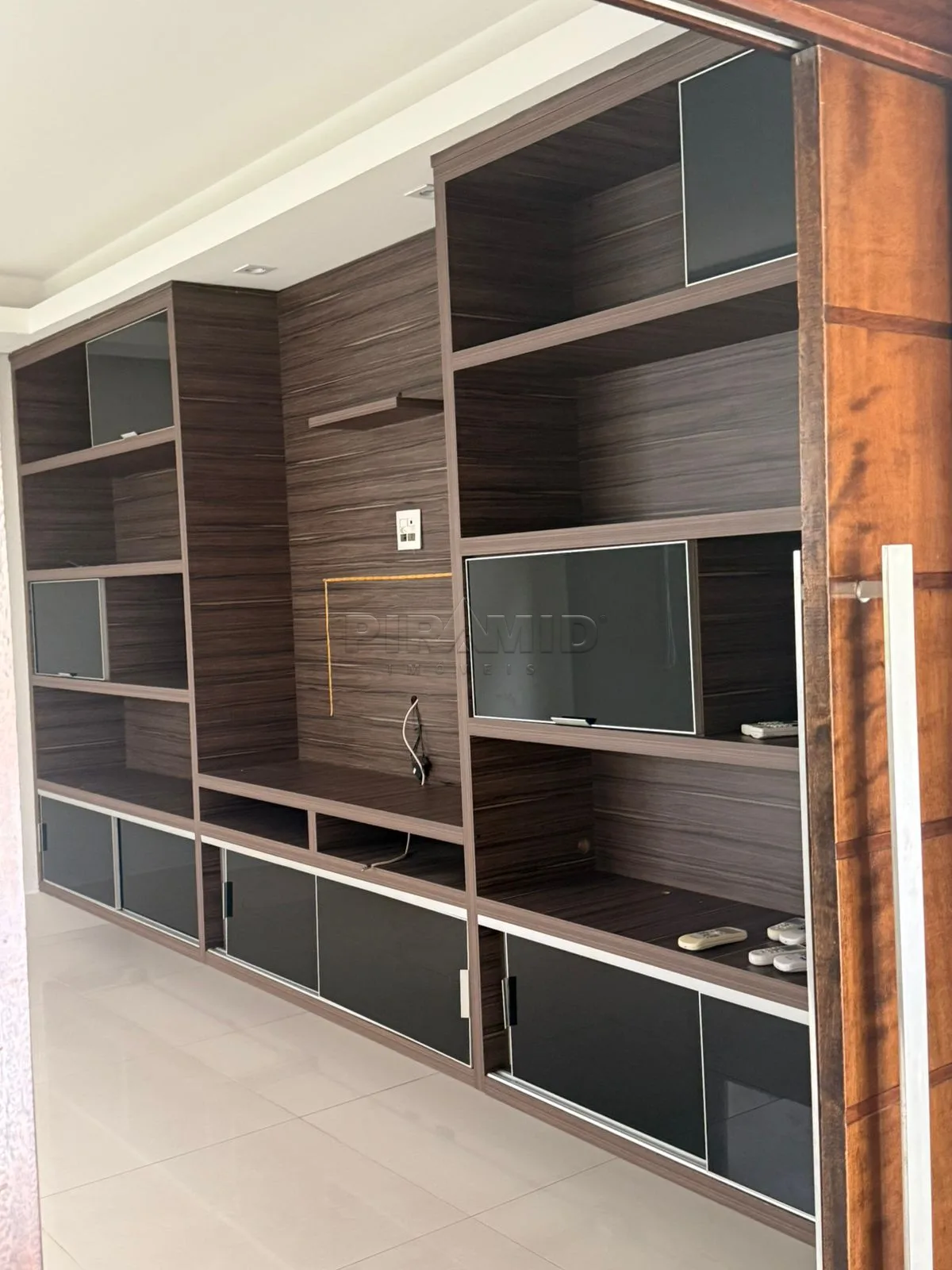 Alugar Casa / Condom&iacute;nio em Ribeir&atilde;o Preto R$ 15.000,00 - Foto 4