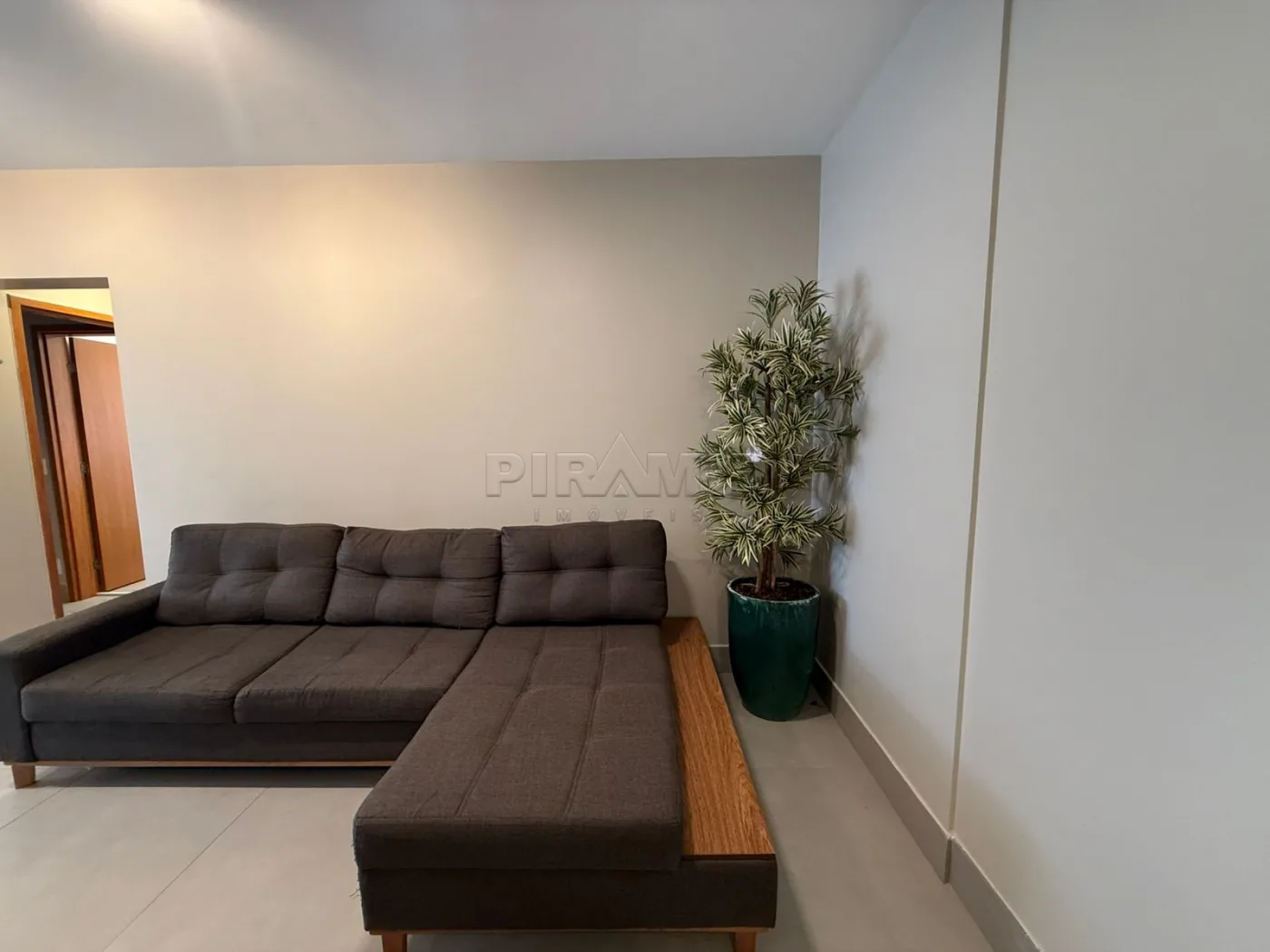 Comprar Apartamento / Padr&atilde;o em Ribeir&atilde;o Preto R$ 850.000,00 - Foto 3