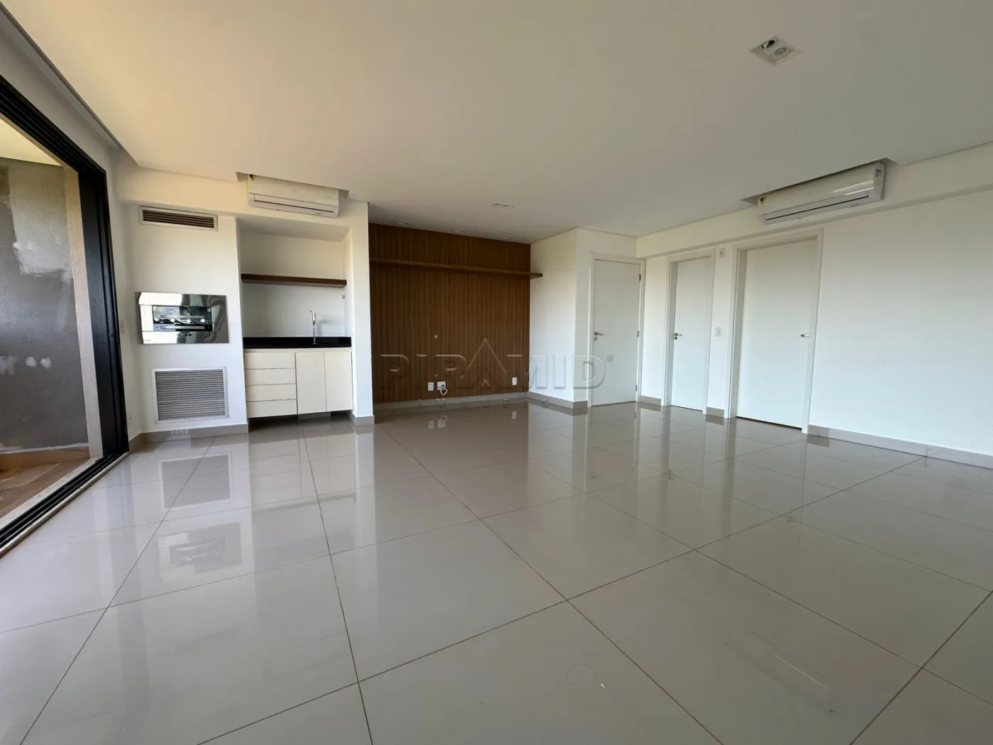 Alugar Apartamento / Padr&atilde;o em Ribeir&atilde;o Preto R$ 6.000,00 - Foto 3