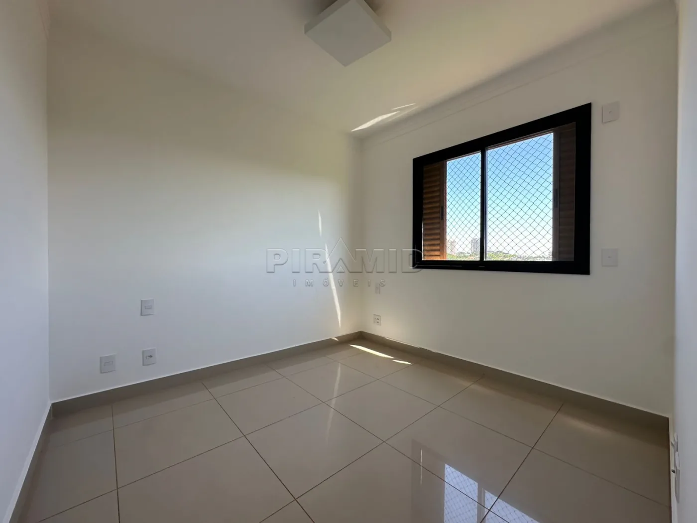 Alugar Apartamento / Padr&atilde;o em Ribeir&atilde;o Preto R$ 6.000,00 - Foto 17