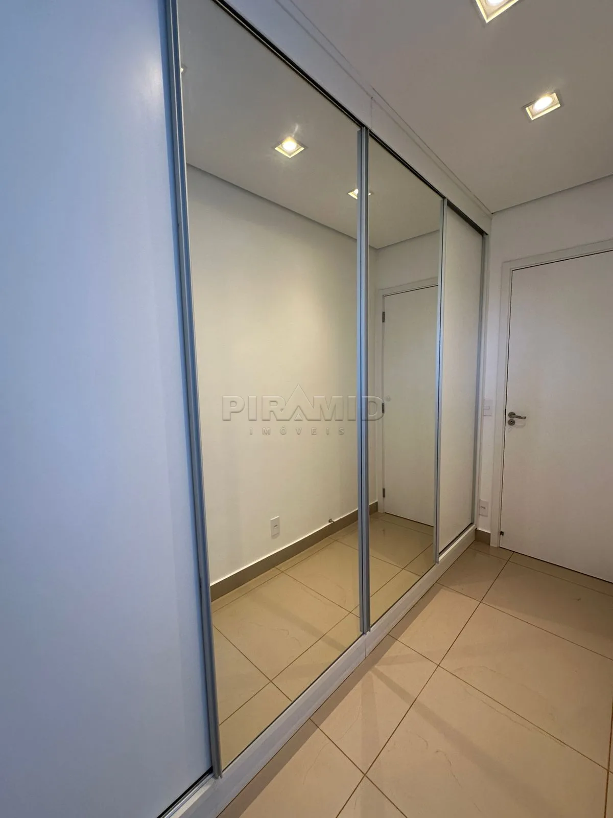 Alugar Apartamento / Padr&atilde;o em Ribeir&atilde;o Preto R$ 6.000,00 - Foto 15