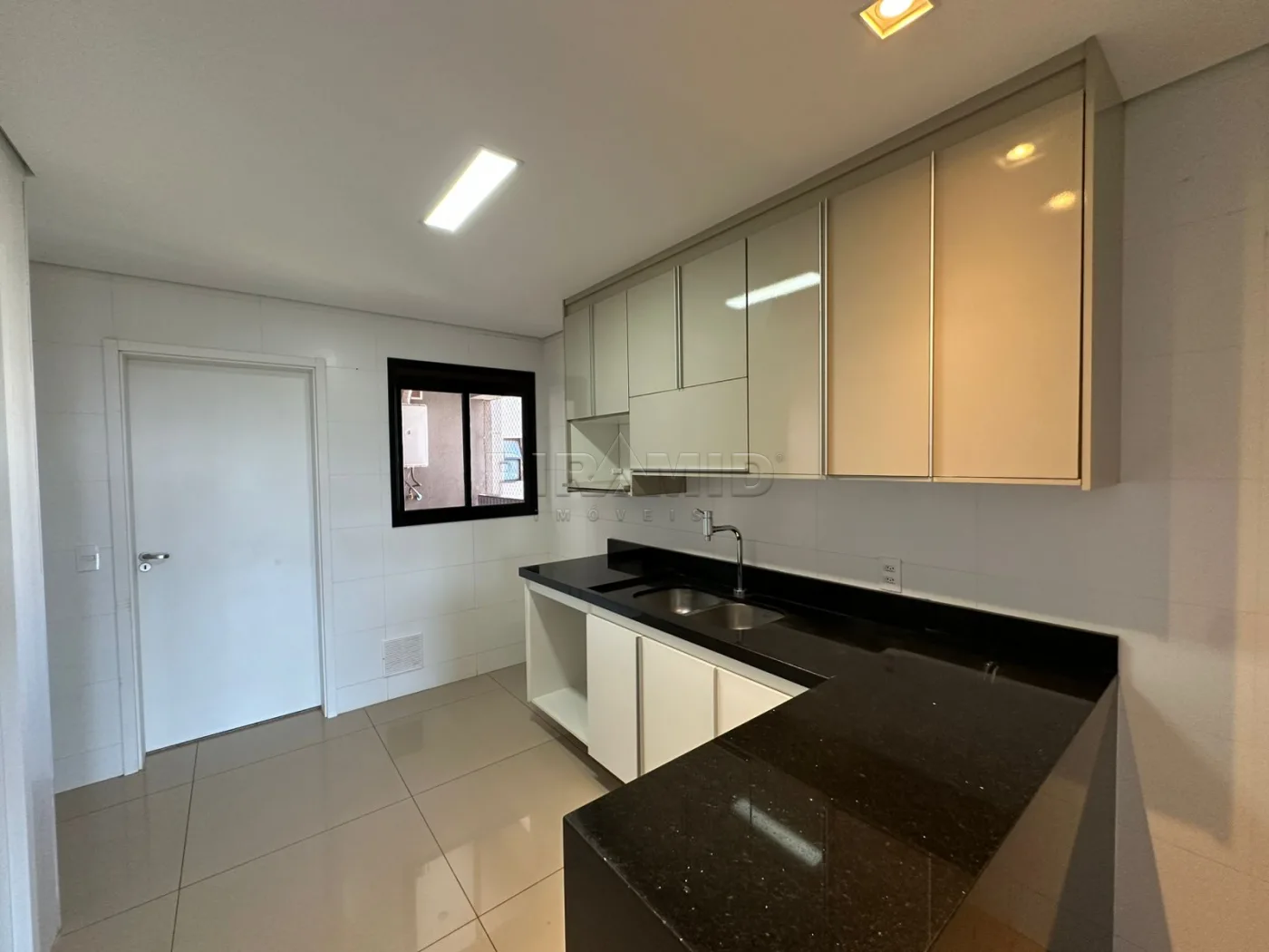 Alugar Apartamento / Padr&atilde;o em Ribeir&atilde;o Preto R$ 6.000,00 - Foto 21
