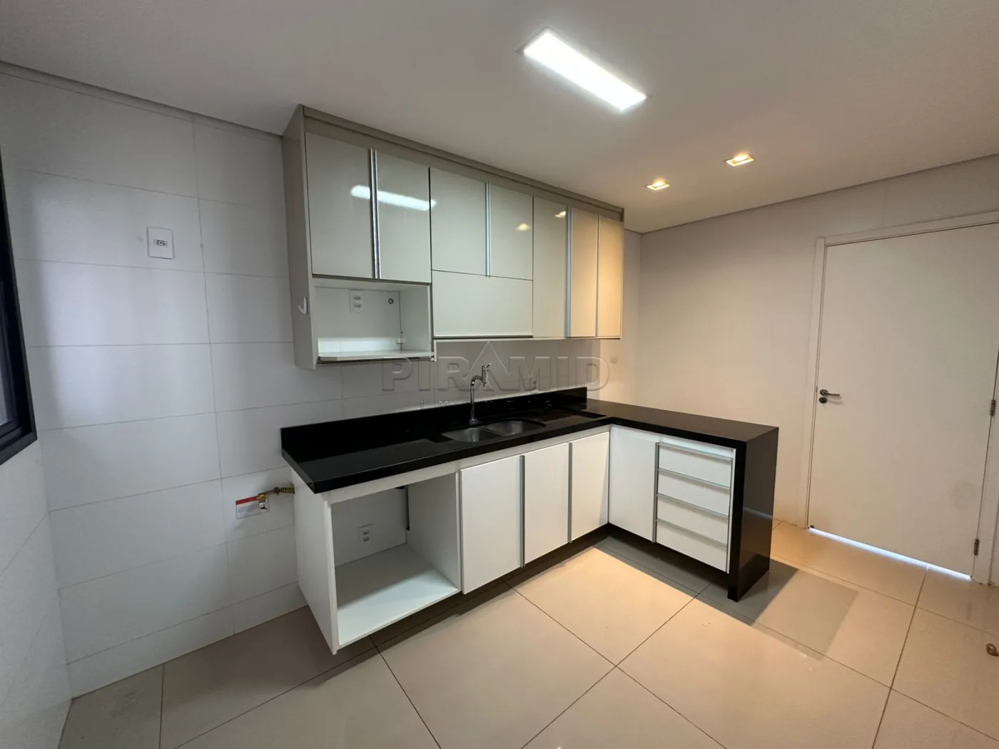 Alugar Apartamento / Padr&atilde;o em Ribeir&atilde;o Preto R$ 6.000,00 - Foto 22