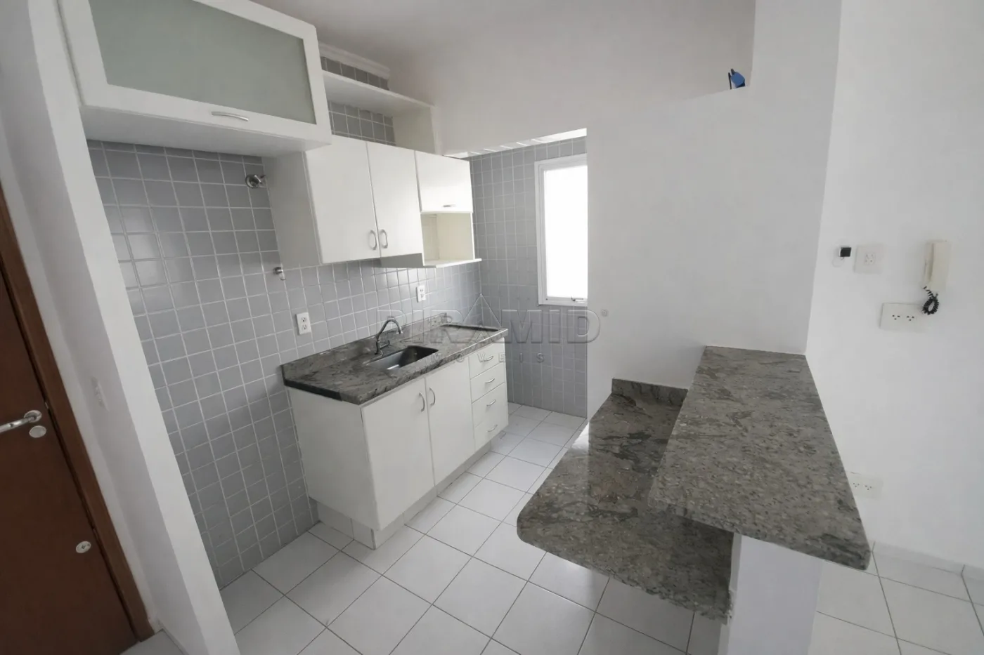 Alugar Apartamento / Padr&atilde;o em Ribeir&atilde;o Preto R$ 1.600,00 - Foto 6