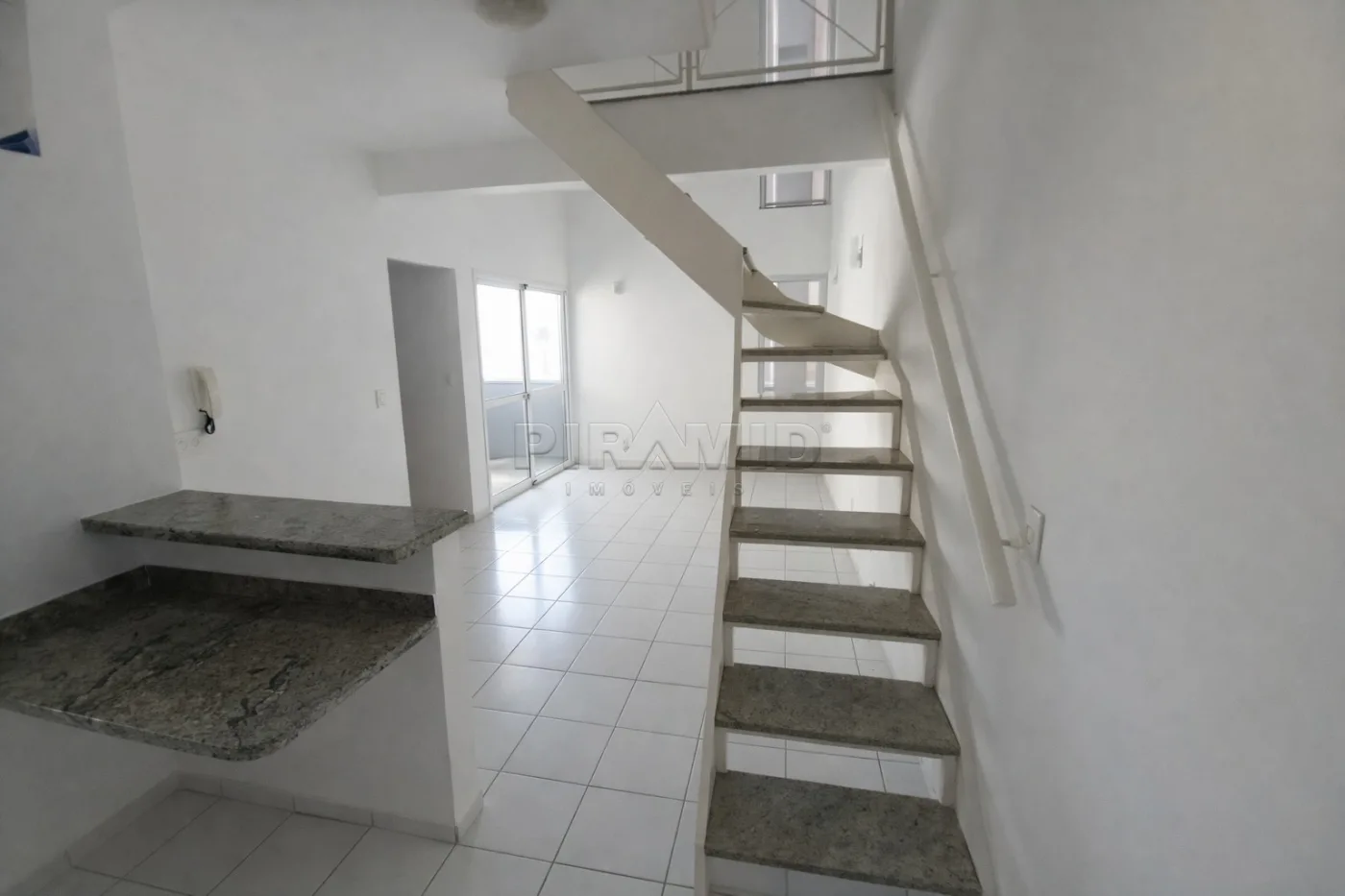 Alugar Apartamento / Padr&atilde;o em Ribeir&atilde;o Preto R$ 1.600,00 - Foto 8