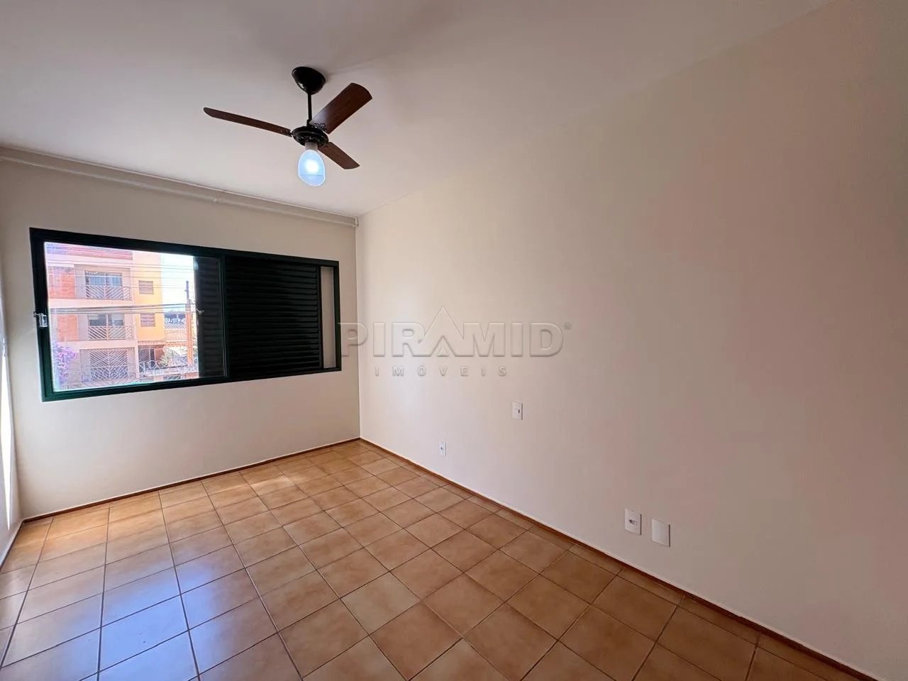 Alugar Apartamento / Padr&atilde;o em Ribeir&atilde;o Preto R$ 1.200,00 - Foto 7