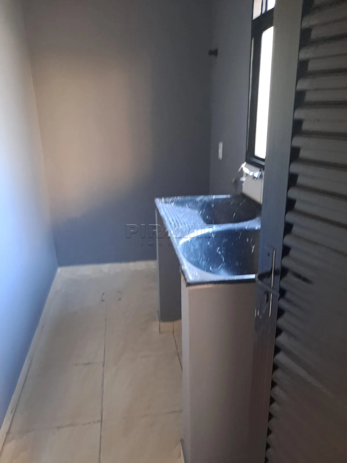 Comprar Casa / Padr&atilde;o em Ribeir&atilde;o Preto R$ 320.000,00 - Foto 8