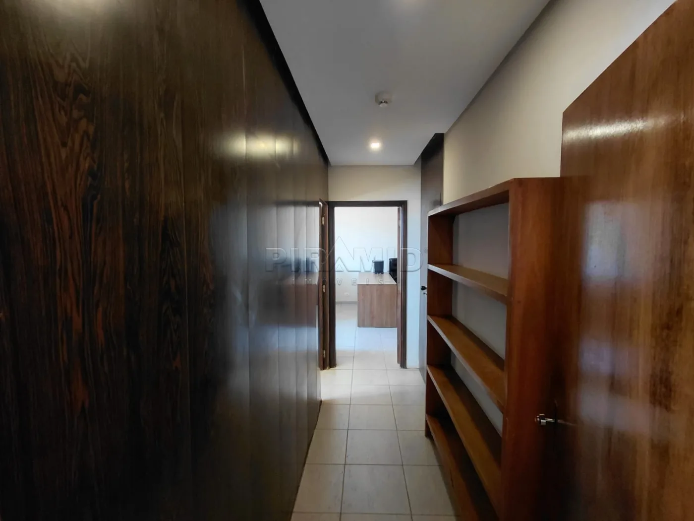 Alugar Comercial / Sala em Ribeir&atilde;o Preto R$ 2.000,00 - Foto 5