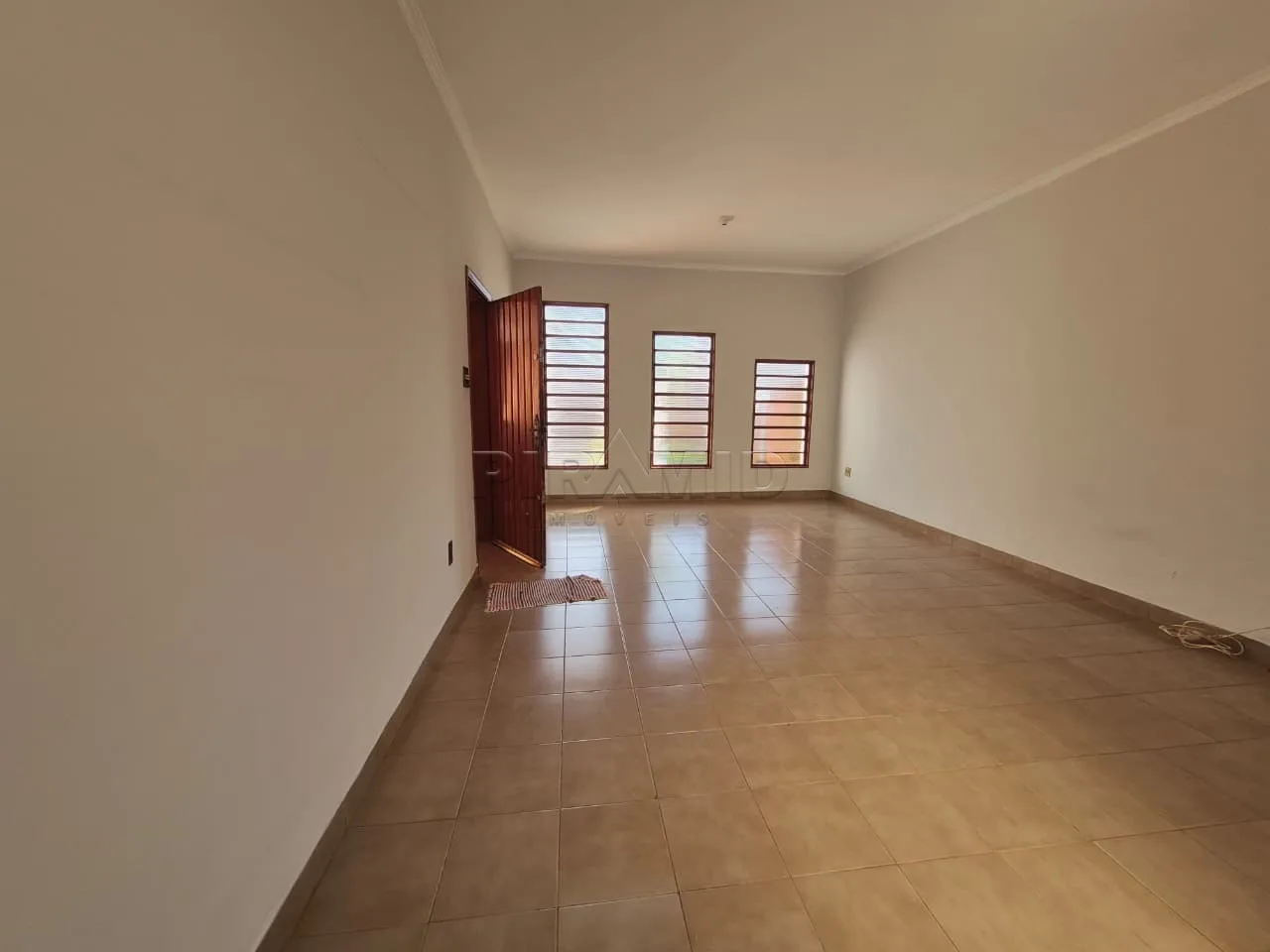 Comprar Casa / Padr&atilde;o em Ribeir&atilde;o Preto R$ 540.000,00 - Foto 3