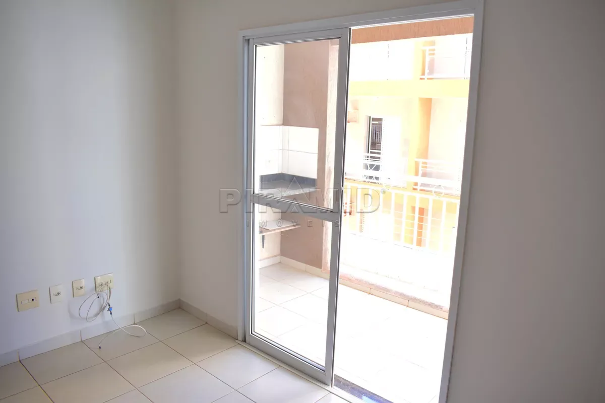 Alugar Apartamento / Padr&atilde;o em Ribeir&atilde;o Preto R$ 1.500,00 - Foto 4