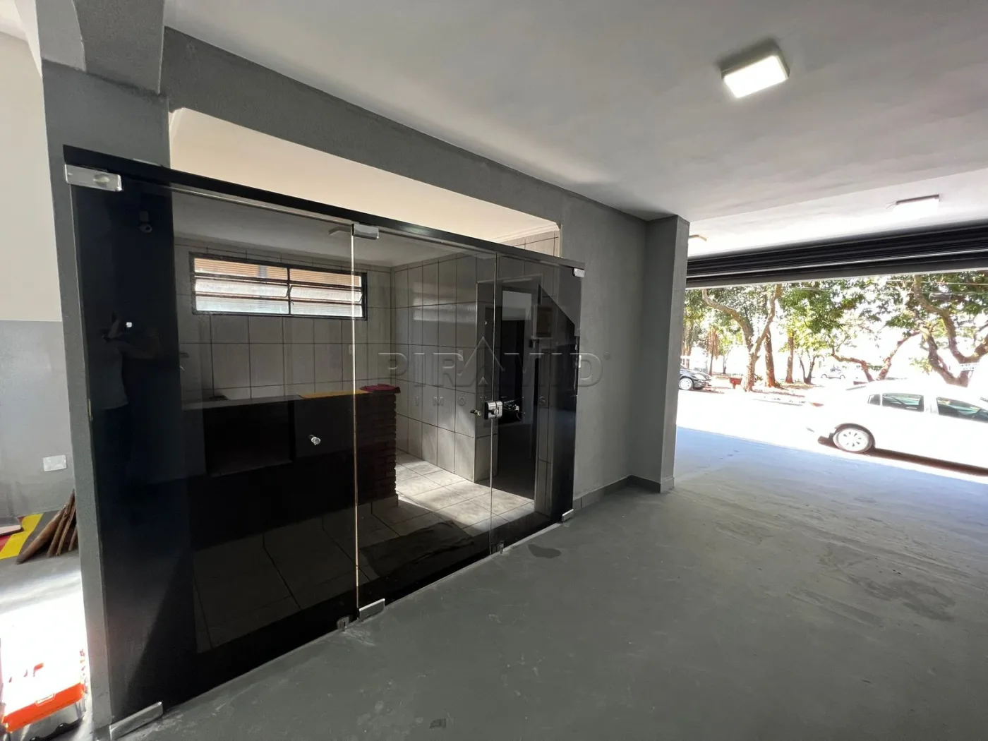 Alugar Comercial / Galp&atilde;o  Barrac&atilde;o em Ribeir&atilde;o Preto R$ 7.500,00 - Foto 2