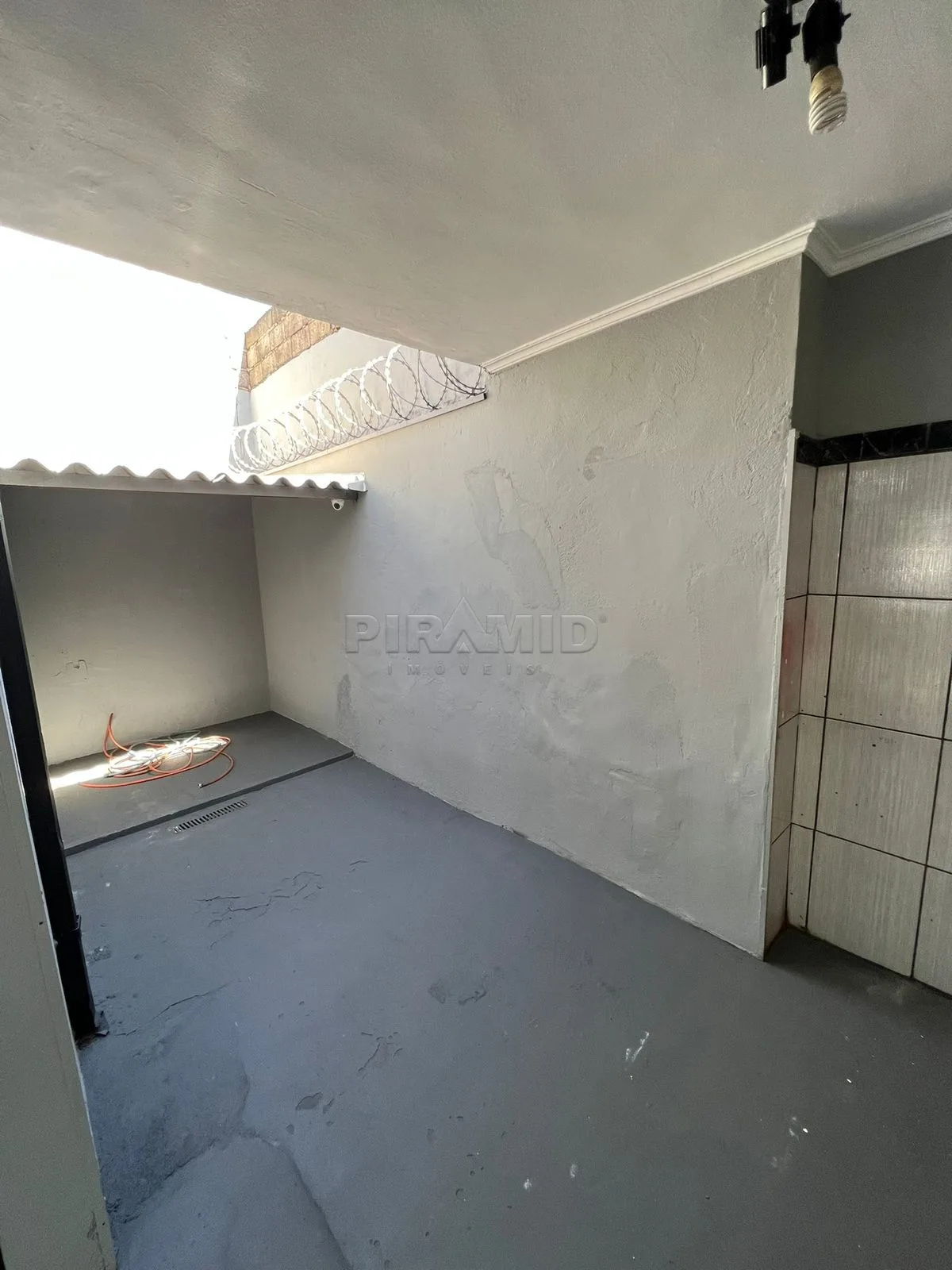Alugar Comercial / Galp&atilde;o  Barrac&atilde;o em Ribeir&atilde;o Preto R$ 7.500,00 - Foto 6