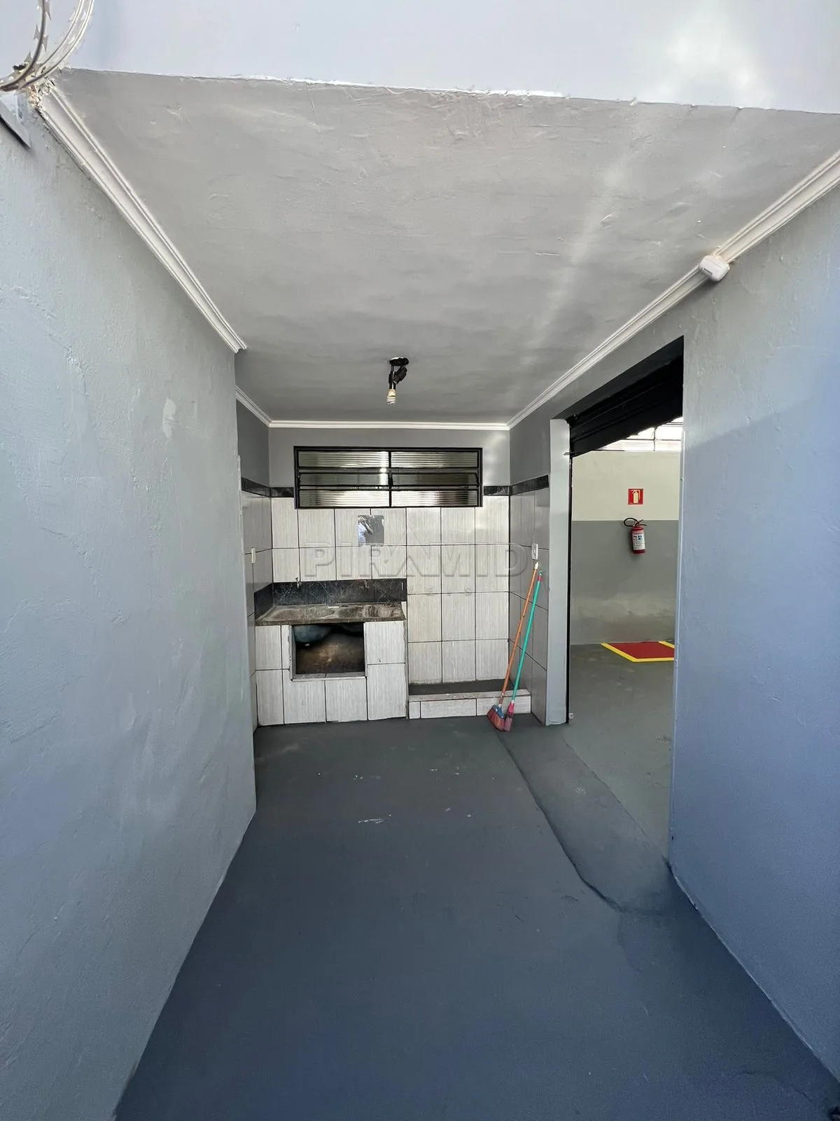 Alugar Comercial / Galp&atilde;o  Barrac&atilde;o em Ribeir&atilde;o Preto R$ 7.500,00 - Foto 8