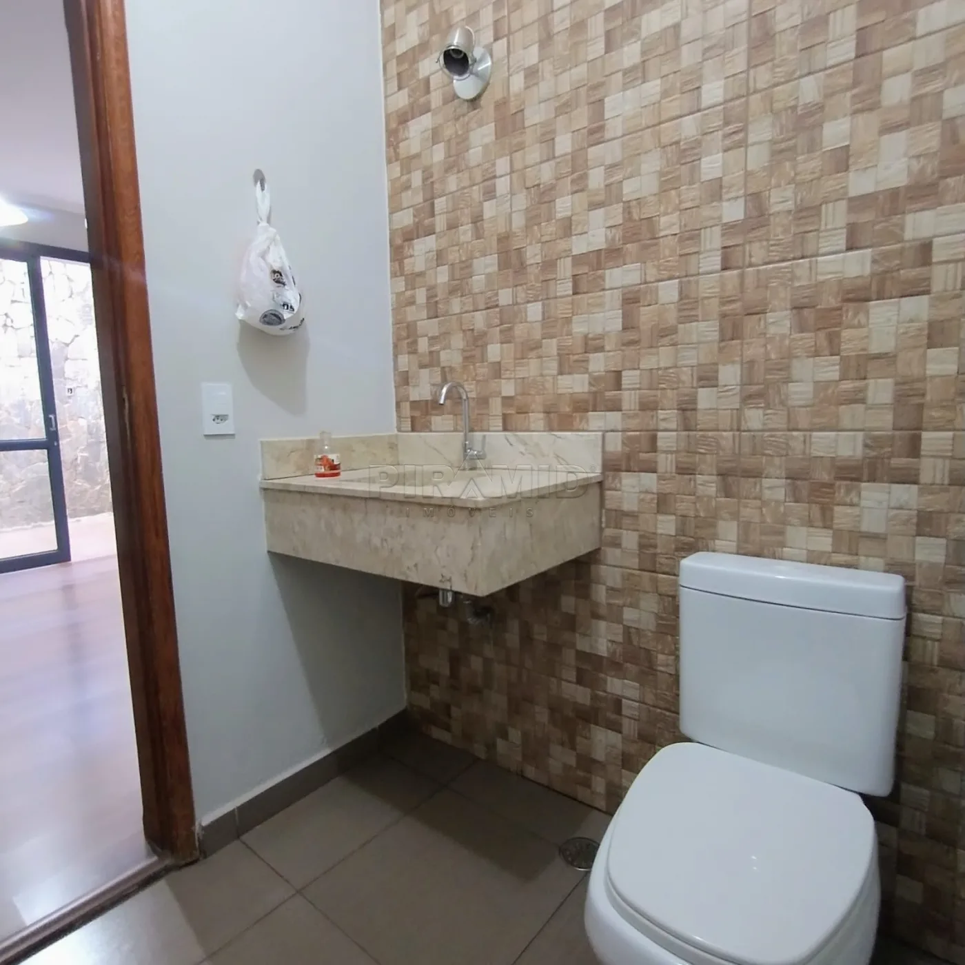 Alugar Casa / Padr&atilde;o em Ribeir&atilde;o Preto R$ 3.200,00 - Foto 8