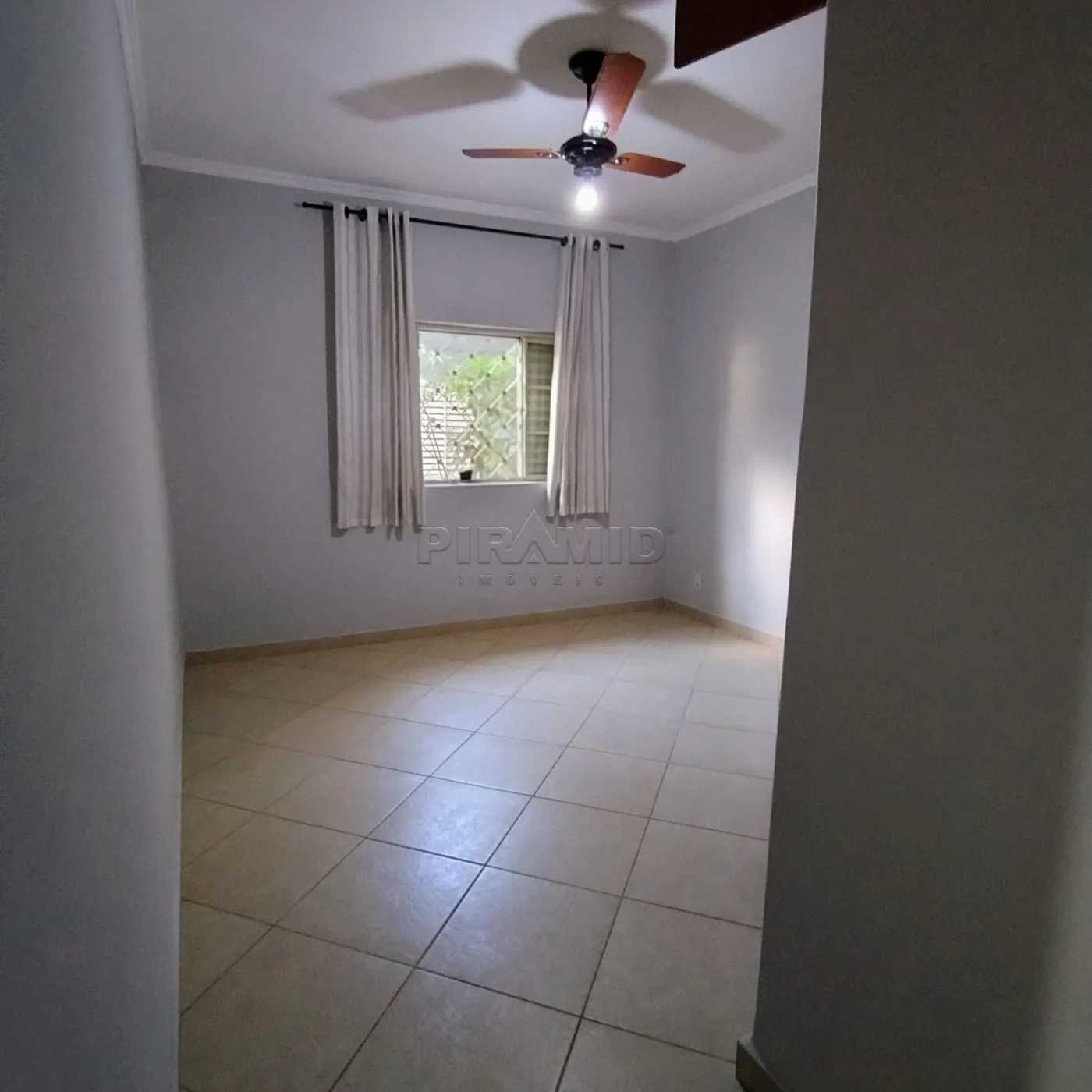 Alugar Casa / Padr&atilde;o em Ribeir&atilde;o Preto R$ 3.200,00 - Foto 16