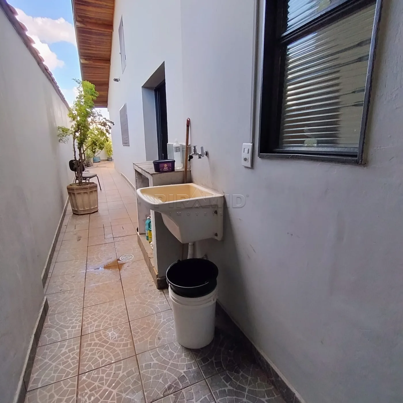 Alugar Casa / Padr&atilde;o em Ribeir&atilde;o Preto R$ 3.200,00 - Foto 28