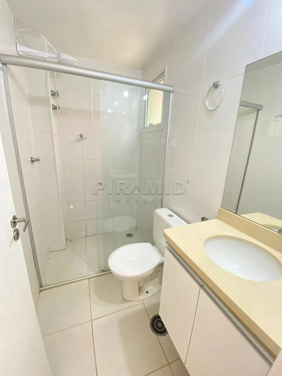 Alugar Apartamento / Padr&atilde;o em Ribeir&atilde;o Preto R$ 1.500,00 - Foto 8