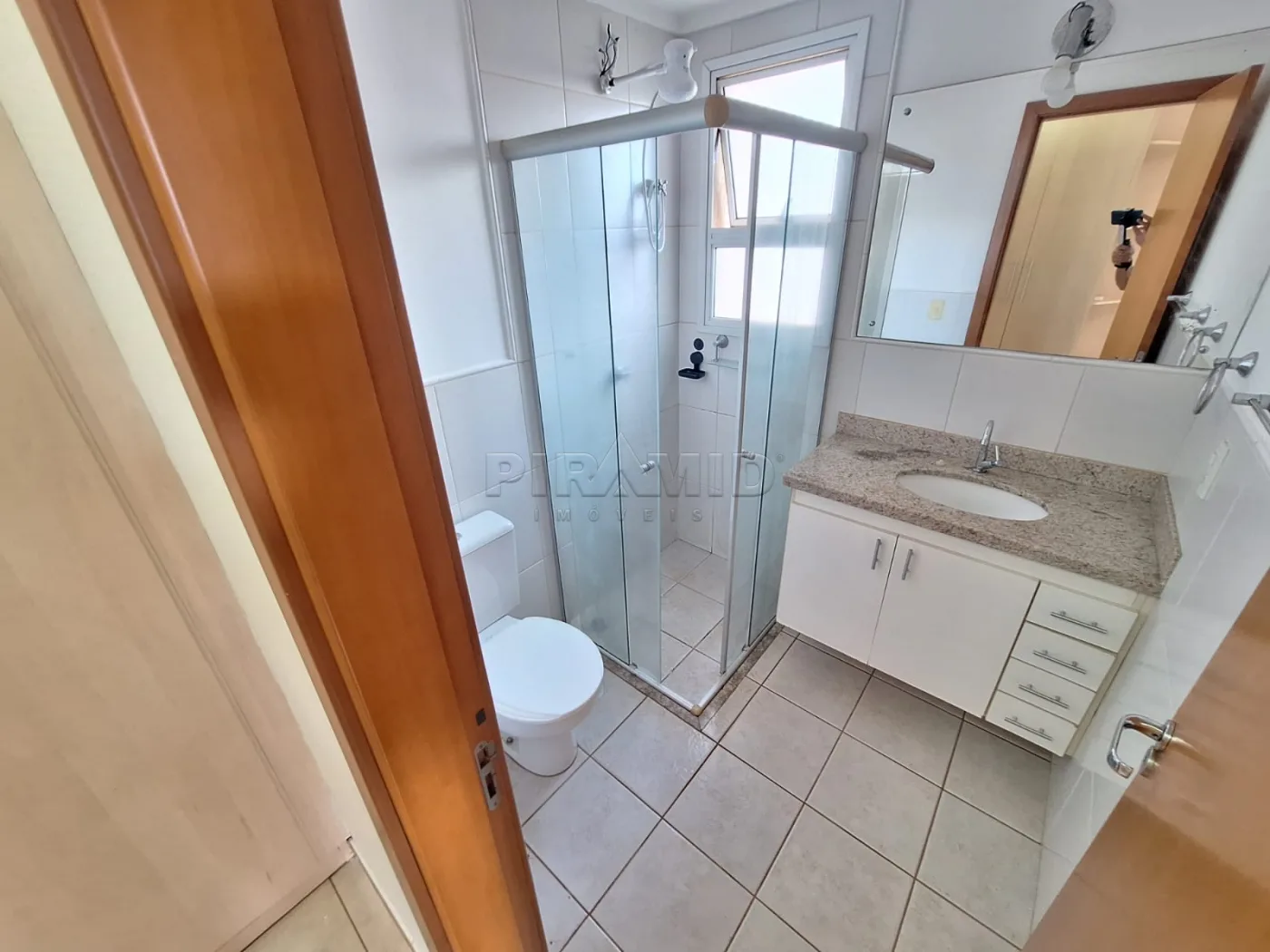 Alugar Apartamento / Padr&atilde;o em Ribeir&atilde;o Preto R$ 1.400,00 - Foto 9