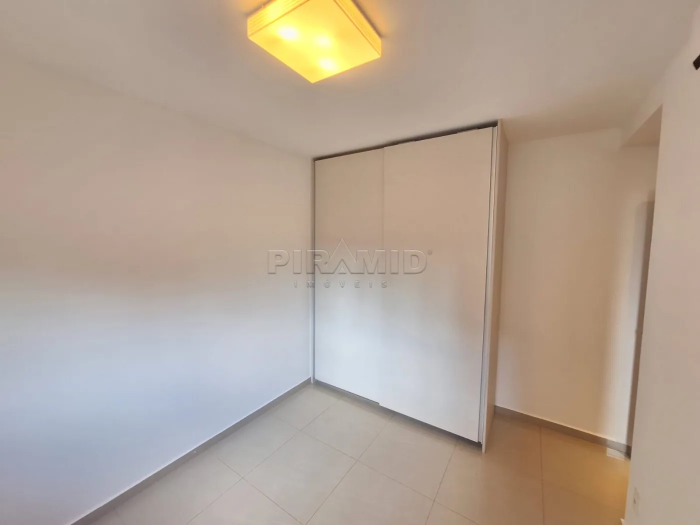 Alugar Apartamento / Padr&atilde;o em Ribeir&atilde;o Preto R$ 4.200,00 - Foto 9