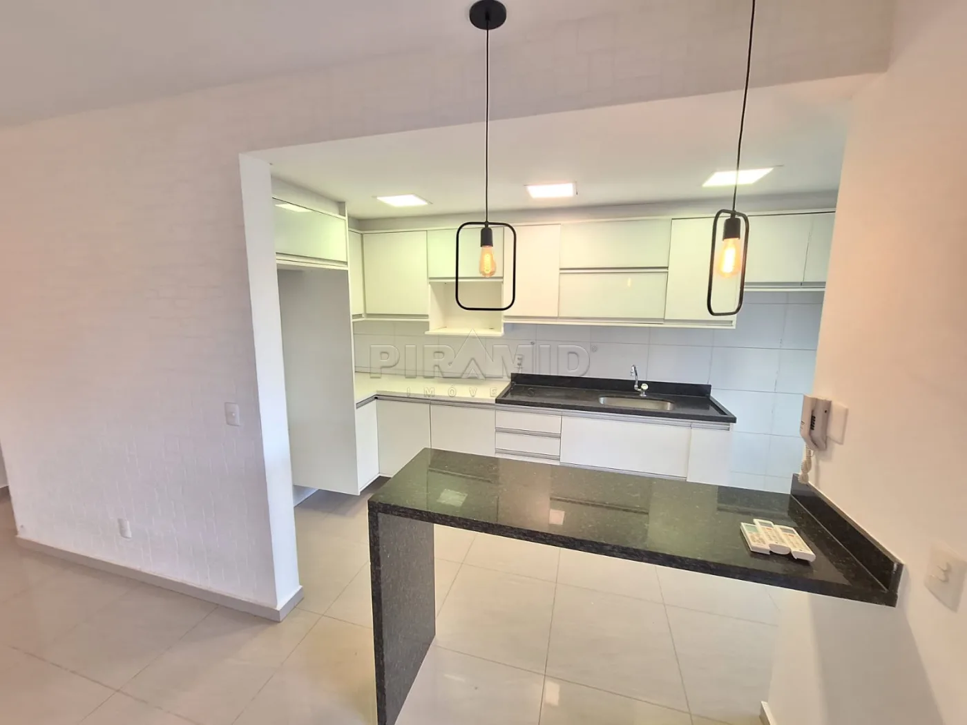 Alugar Apartamento / Padr&atilde;o em Ribeir&atilde;o Preto R$ 4.200,00 - Foto 16