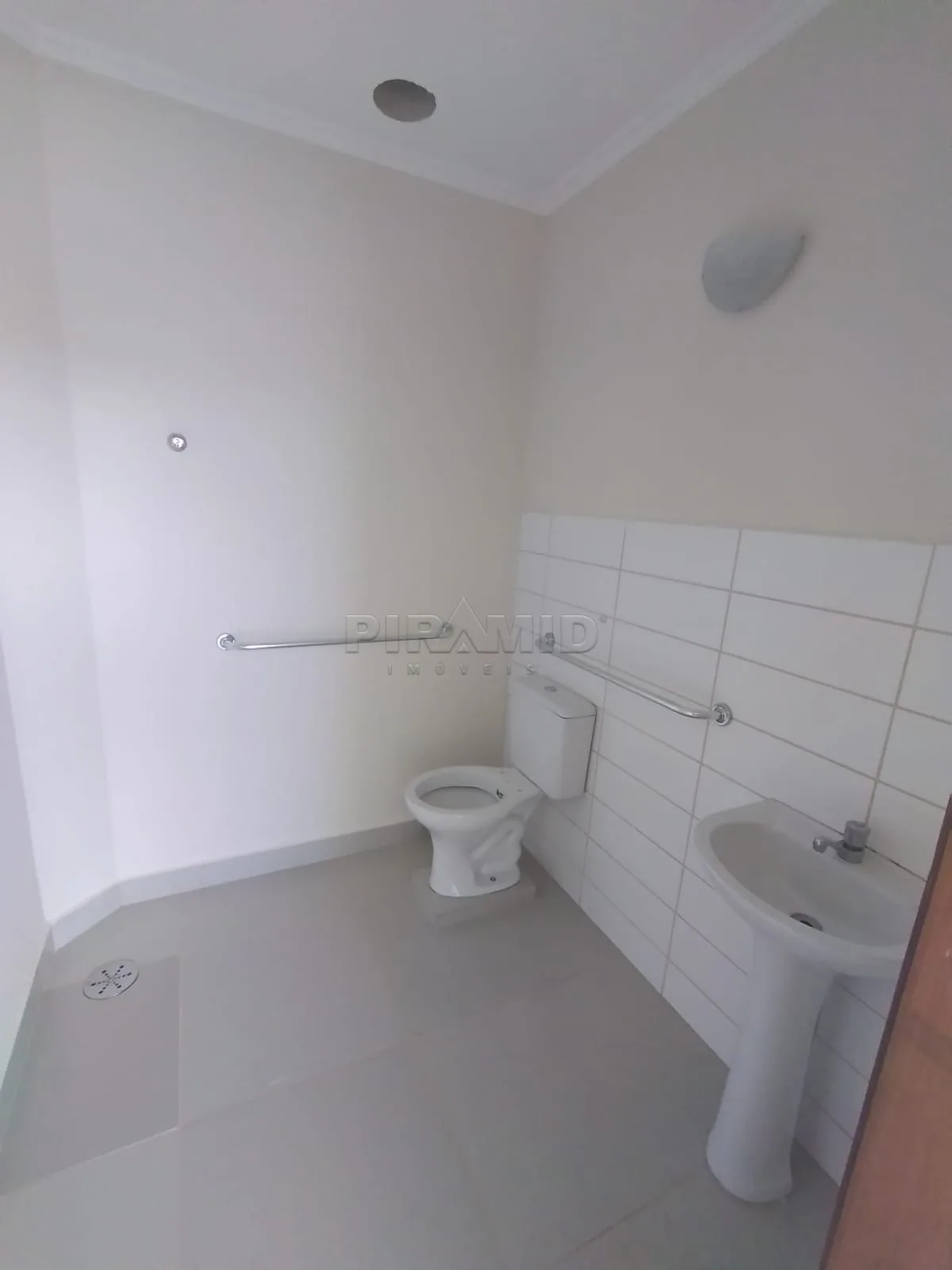 Alugar Comercial / Sal&atilde;o em Ribeir&atilde;o Preto R$ 5.000,00 - Foto 3