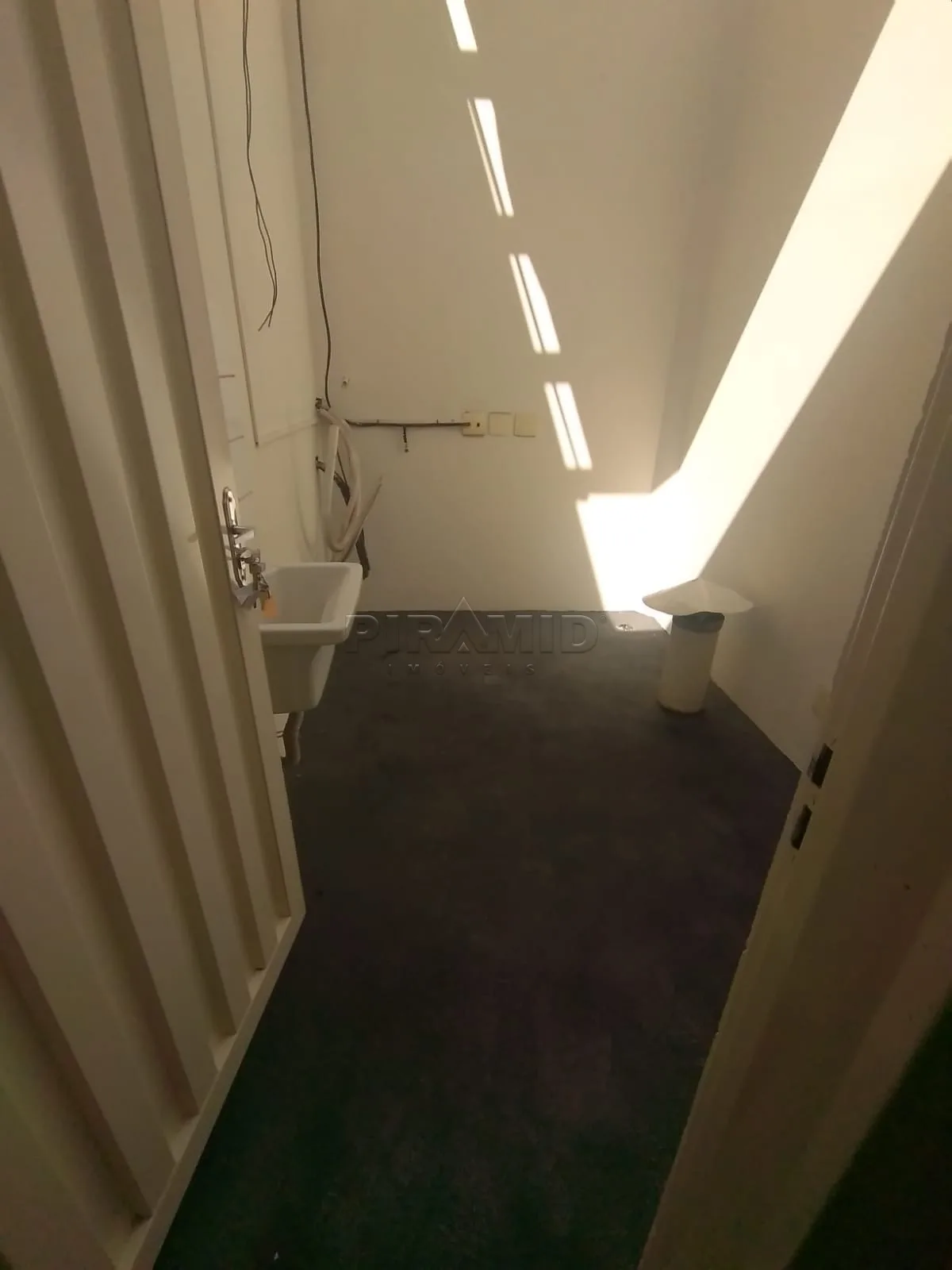 Alugar Comercial / Sal&atilde;o em Ribeir&atilde;o Preto R$ 5.000,00 - Foto 8