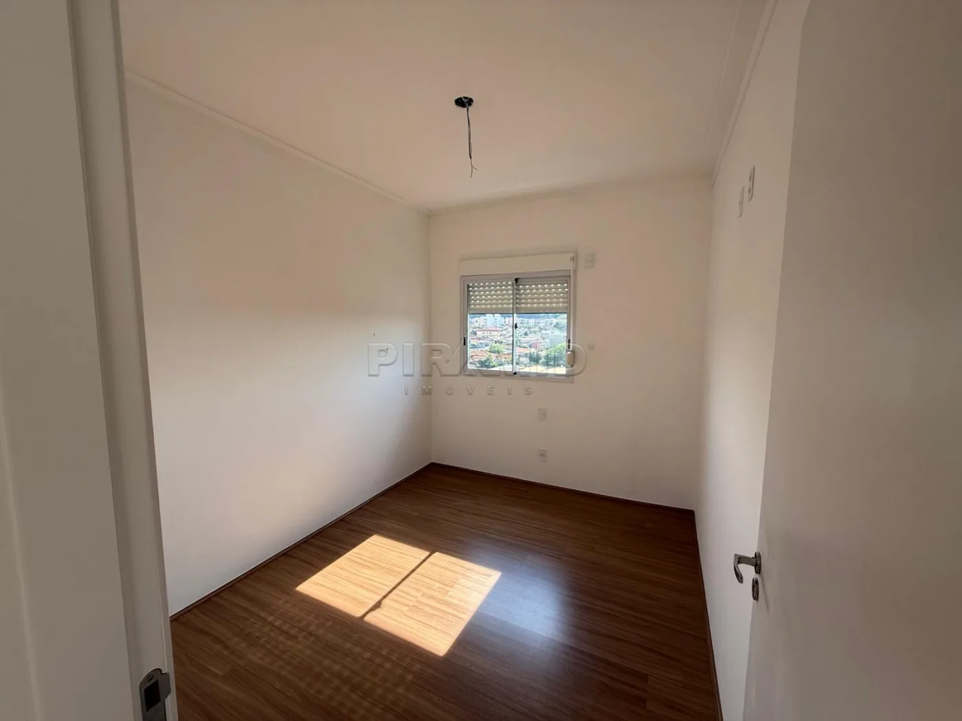 Comprar Apartamento / Padr&atilde;o em Ribeir&atilde;o Preto R$ 320.000,00 - Foto 4