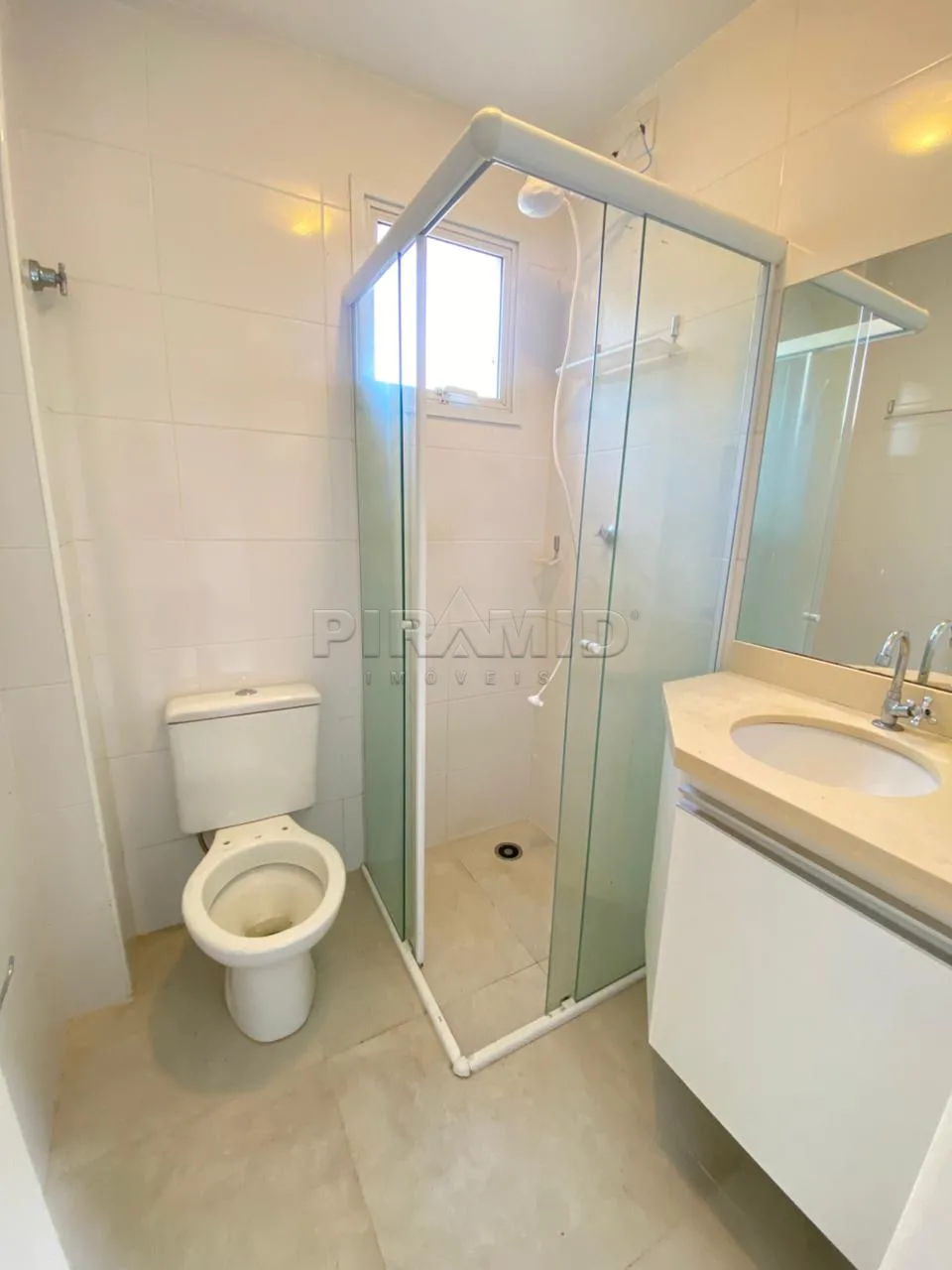 Alugar Apartamento / Padr&atilde;o em Ribeir&atilde;o Preto R$ 1.700,00 - Foto 8