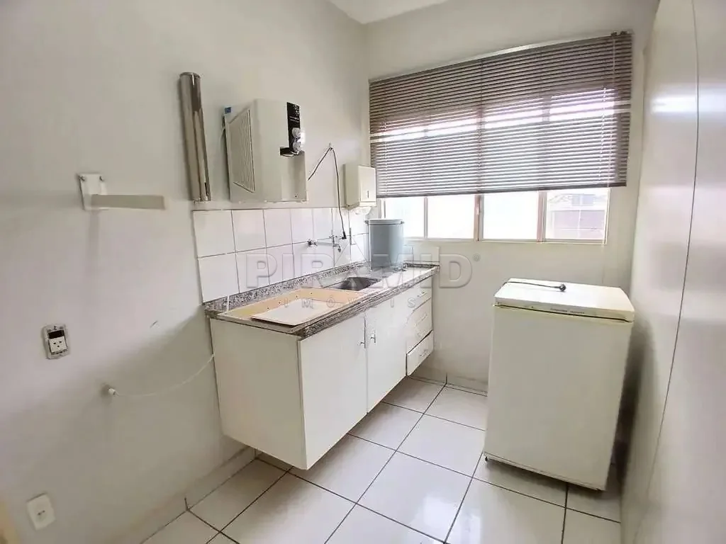Alugar Comercial / Sal&atilde;o em Ribeir&atilde;o Preto R$ 11.000,00 - Foto 4