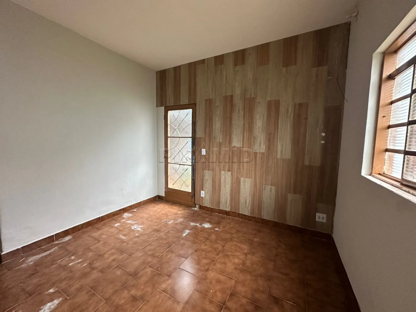 Alugar Casa / Padr&atilde;o em Ribeir&atilde;o Preto R$ 2.100,00 - Foto 2