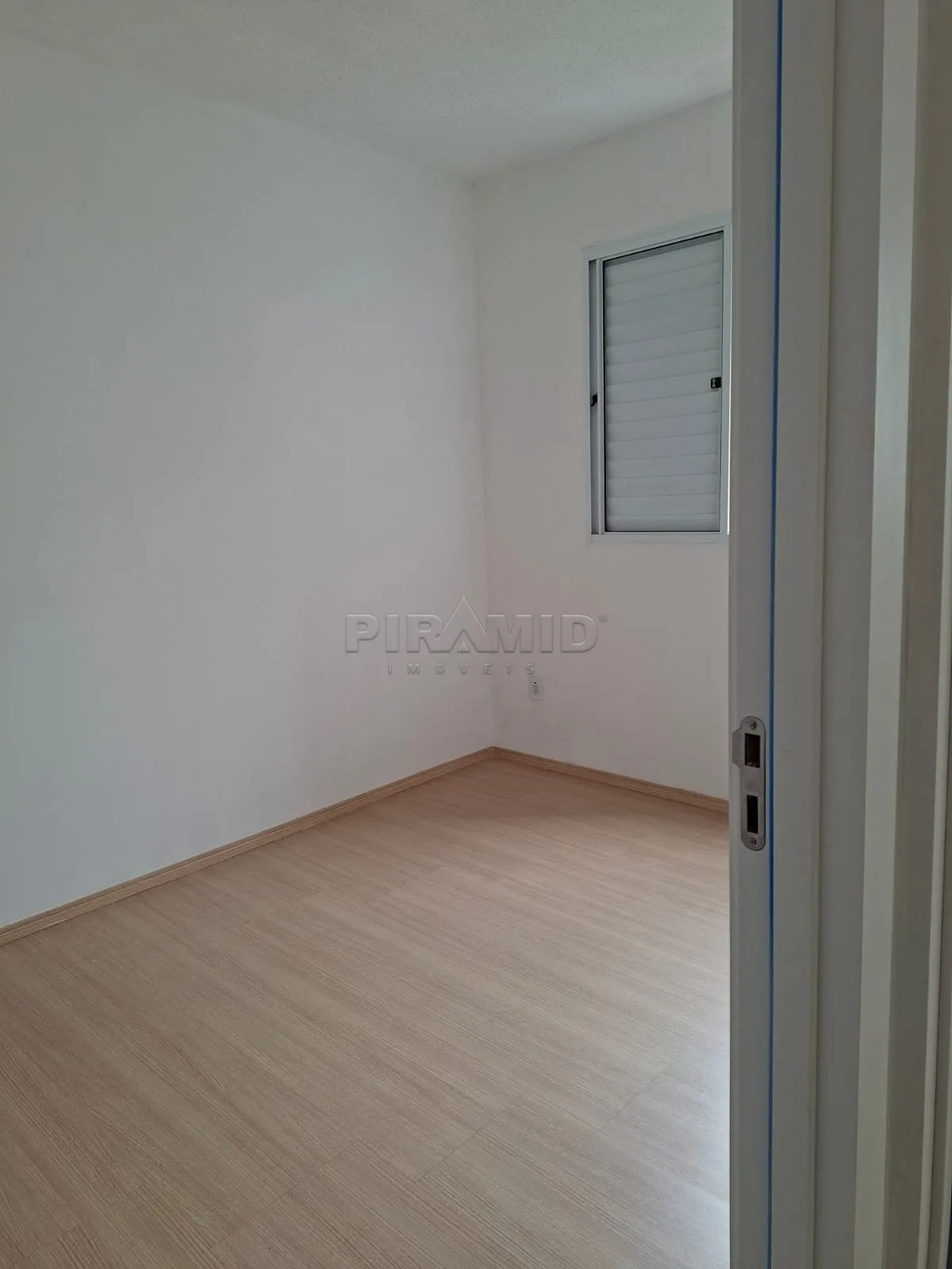 Alugar Apartamento / Padr&atilde;o em Ribeir&atilde;o Preto R$ 1.500,00 - Foto 6