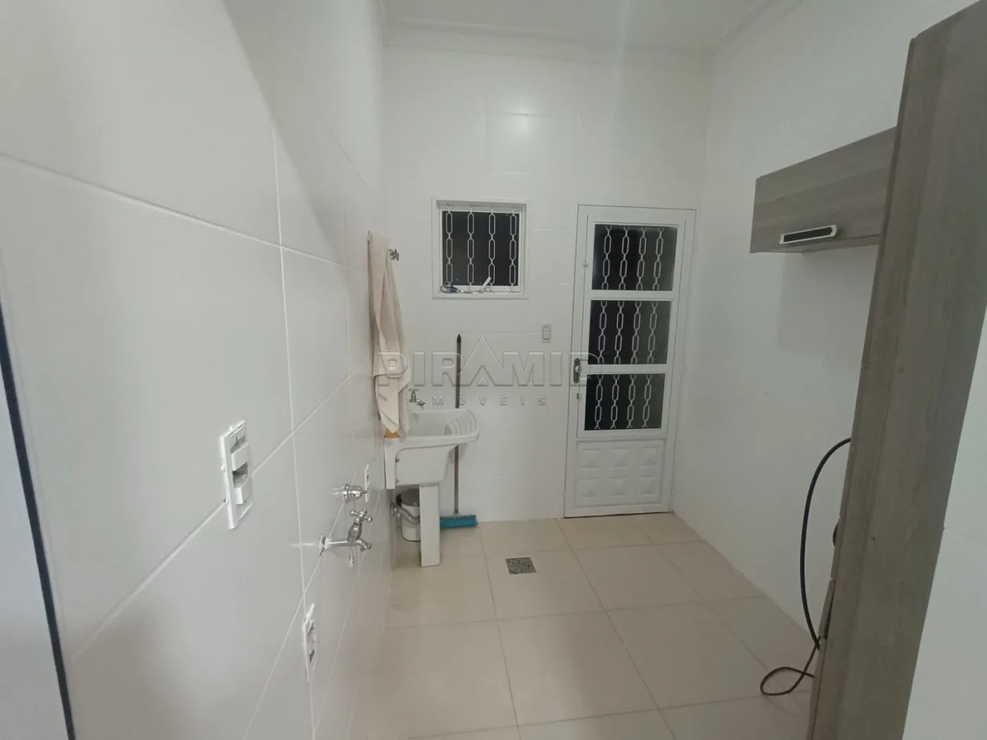 Comprar Casa / Padr&atilde;o em Ribeir&atilde;o Preto R$ 800.000,00 - Foto 32