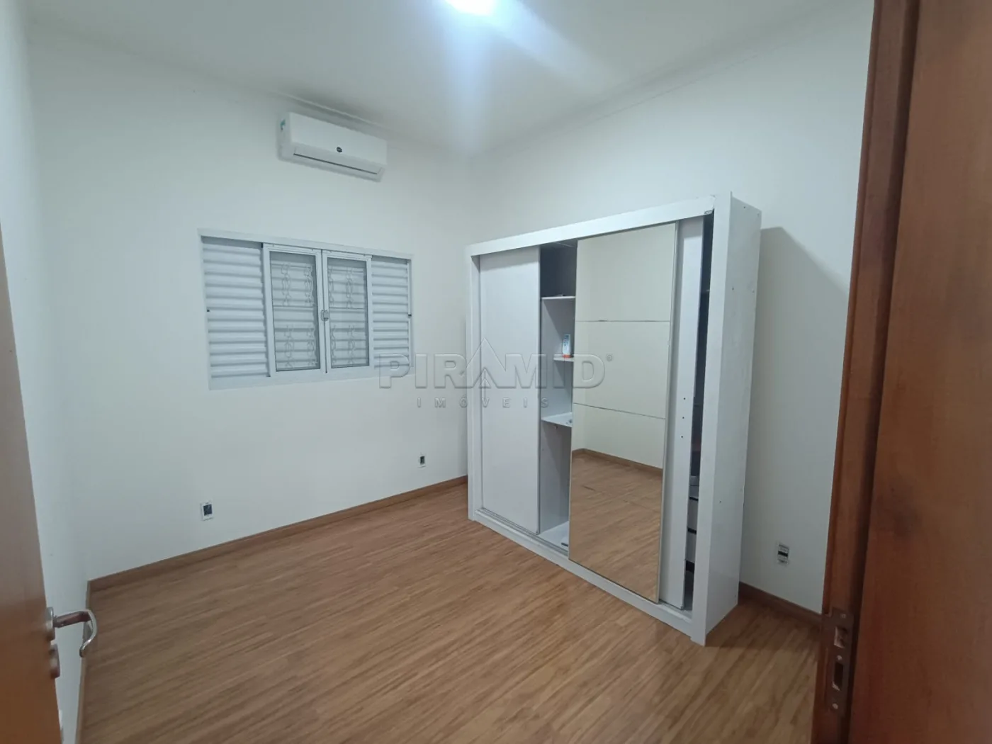 Comprar Casa / Padr&atilde;o em Ribeir&atilde;o Preto R$ 800.000,00 - Foto 19