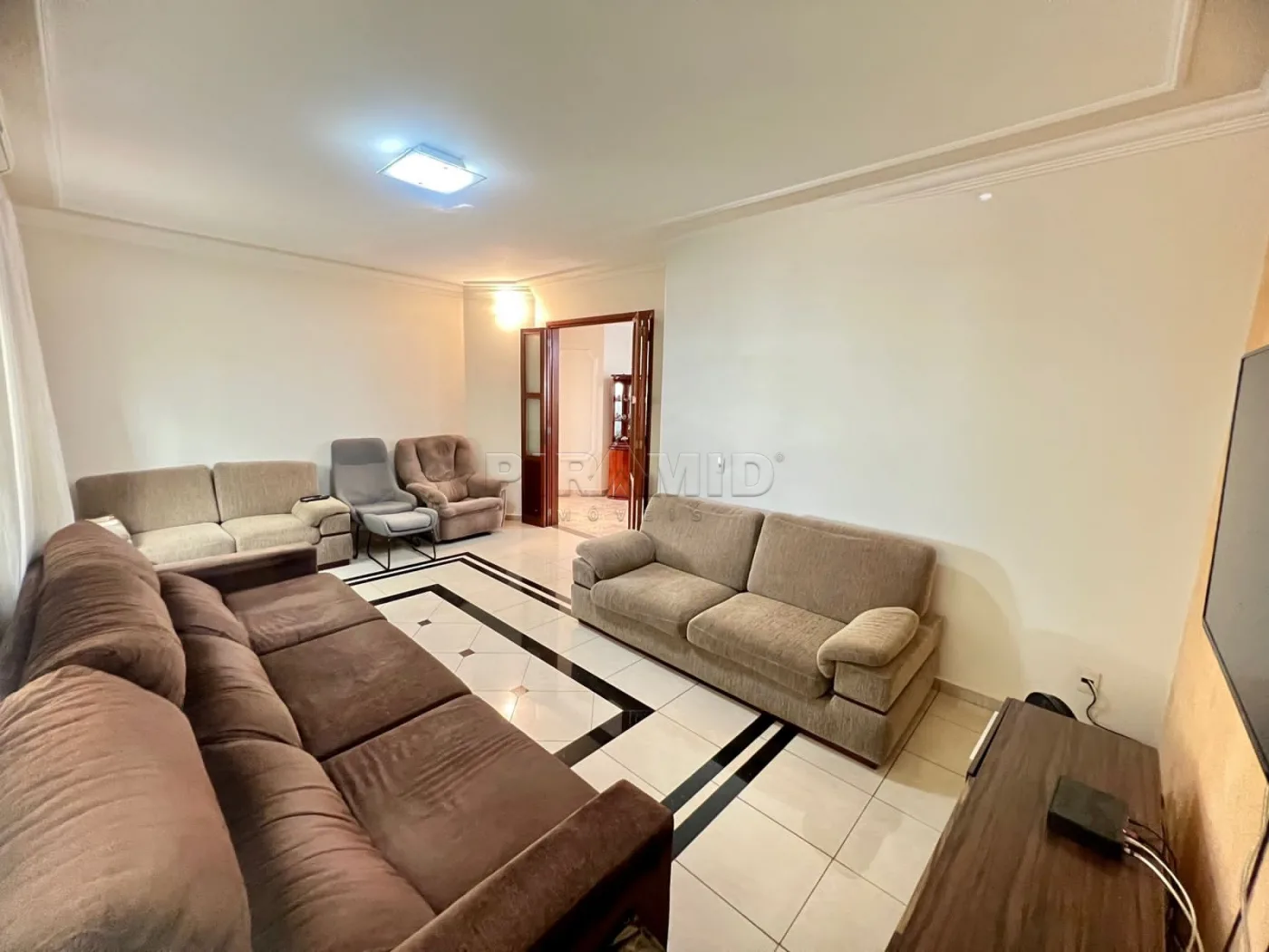 Comprar Casa / Padr&atilde;o em Ribeir&atilde;o Preto R$ 800.000,00 - Foto 2