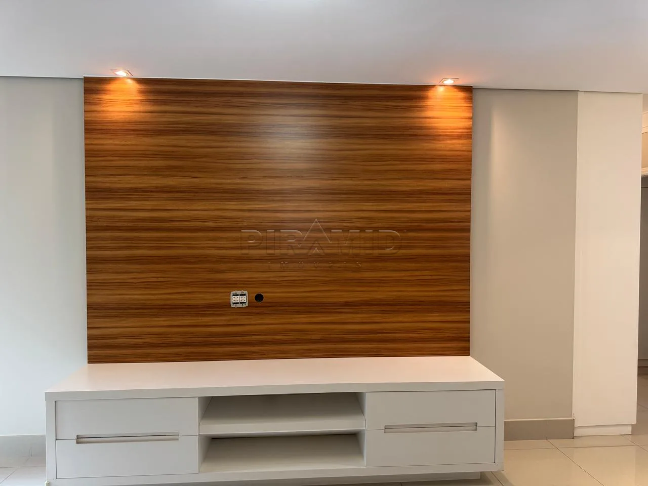 Alugar Apartamento / Padr&atilde;o em Ribeir&atilde;o Preto R$ 12.000,00 - Foto 18