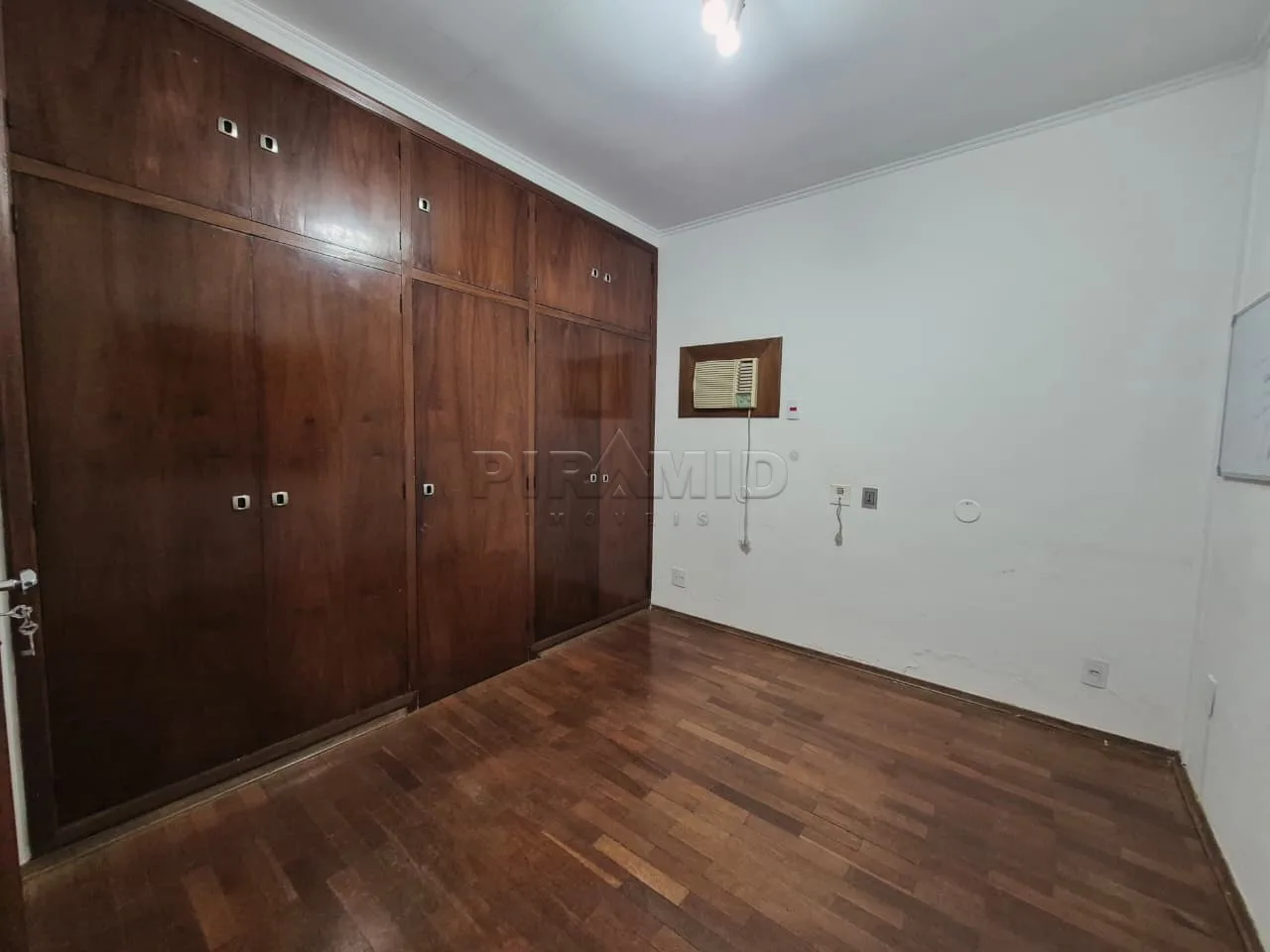 Alugar Casa / Padr&atilde;o em Ribeir&atilde;o Preto R$ 4.990,00 - Foto 15