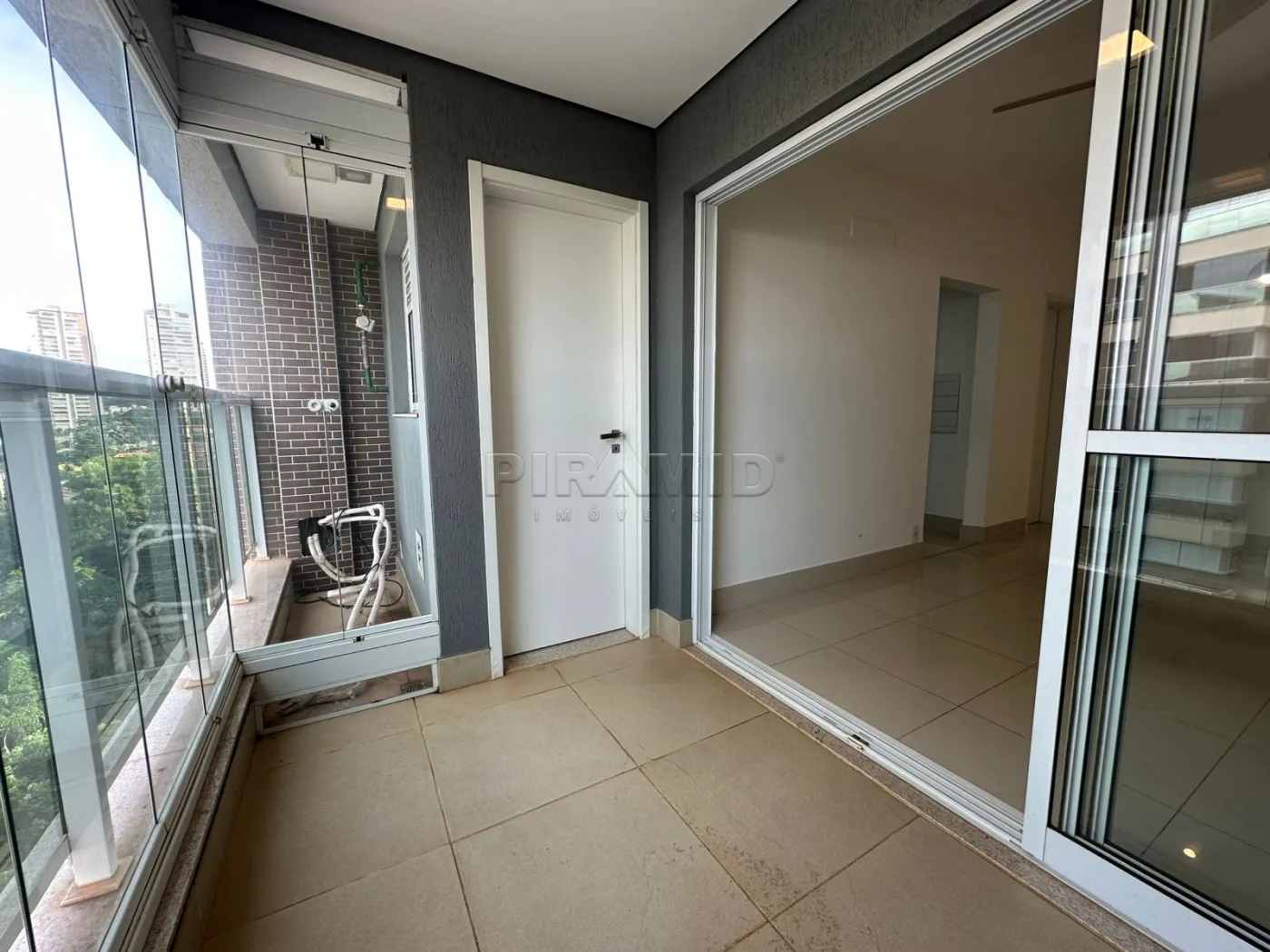 Alugar Apartamento / Padr&atilde;o em Ribeir&atilde;o Preto R$ 4.500,00 - Foto 3