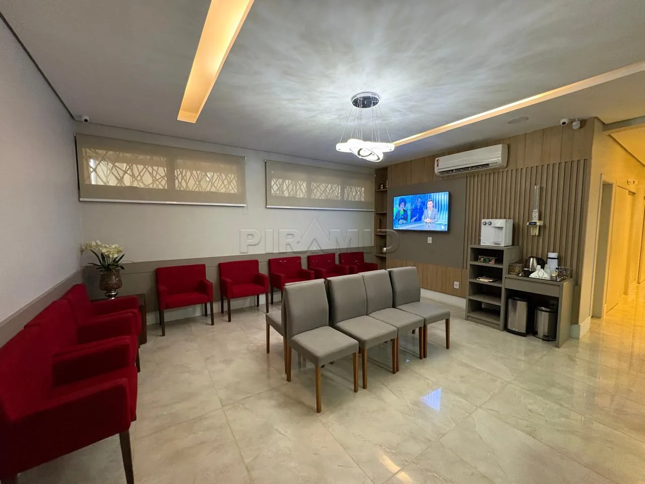 Alugar Comercial / Pr&eacute;dio em Ribeir&atilde;o Preto R$ 22.000,00 - Foto 2