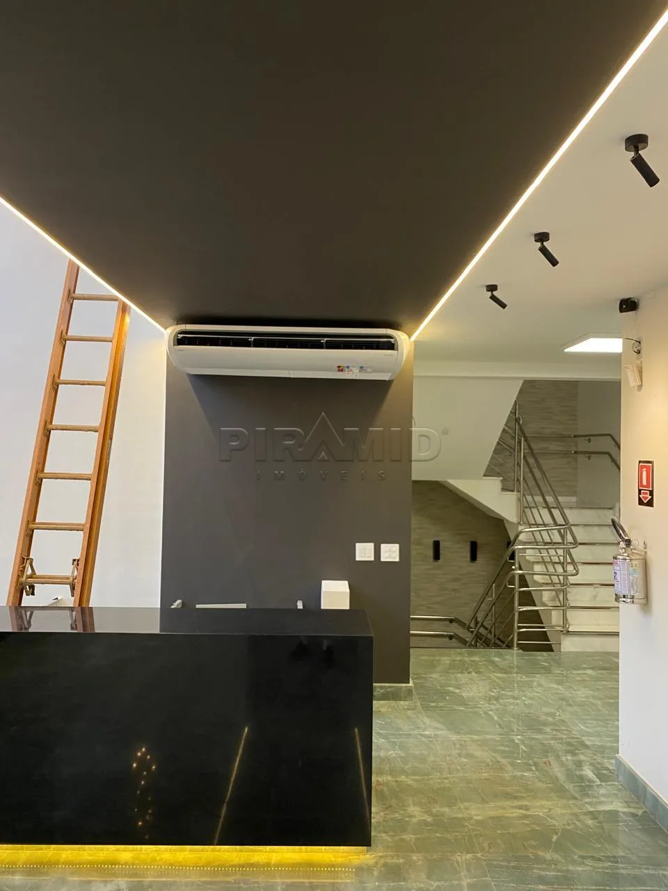 Alugar Comercial / Pr&eacute;dio em Ribeir&atilde;o Preto R$ 50.000,00 - Foto 5