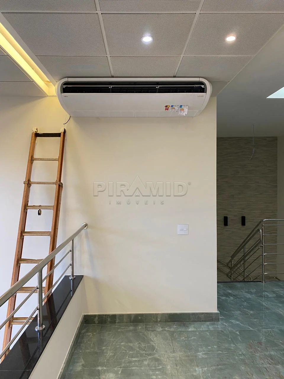 Alugar Comercial / Pr&eacute;dio em Ribeir&atilde;o Preto R$ 50.000,00 - Foto 12