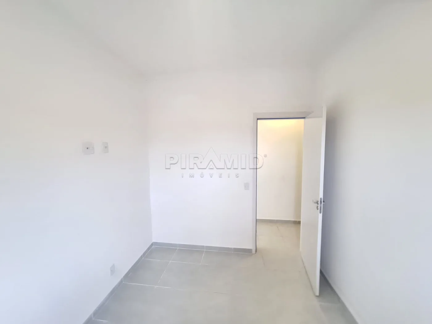 Comprar Apartamento / Padr&atilde;o em Ribeir&atilde;o Preto R$ 300.000,00 - Foto 6