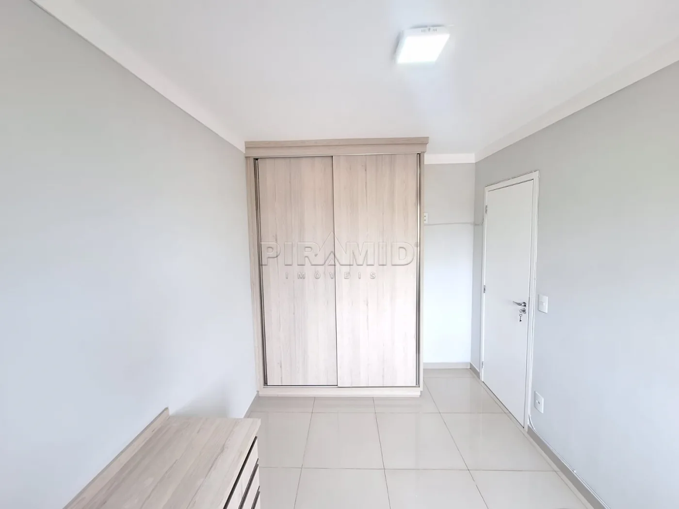 Comprar Apartamento / Padr&atilde;o em Ribeir&atilde;o Preto R$ 380.000,00 - Foto 7